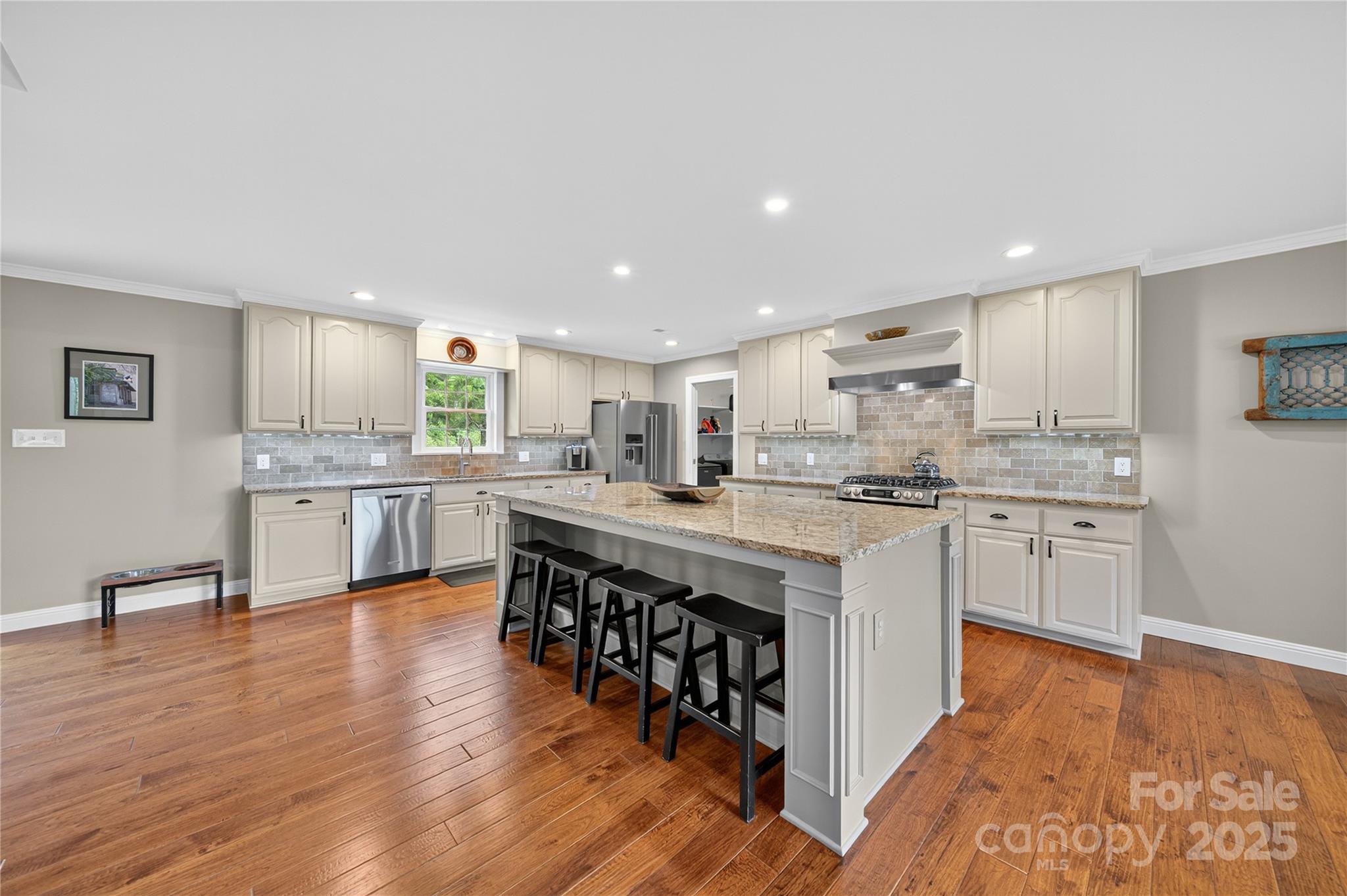 9592 Yarborough Road