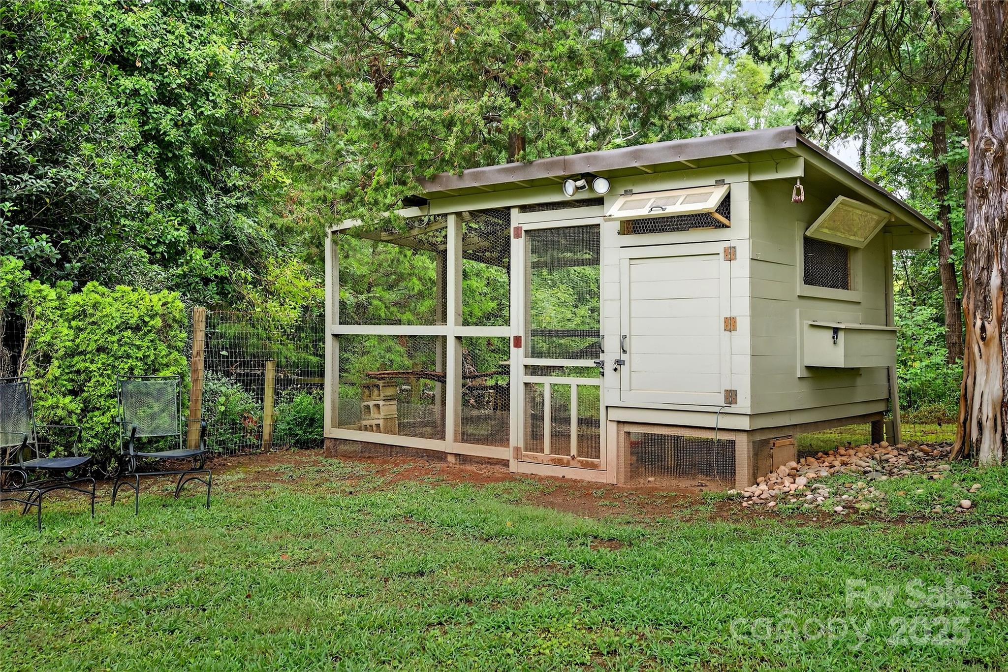 9592 Yarborough Road