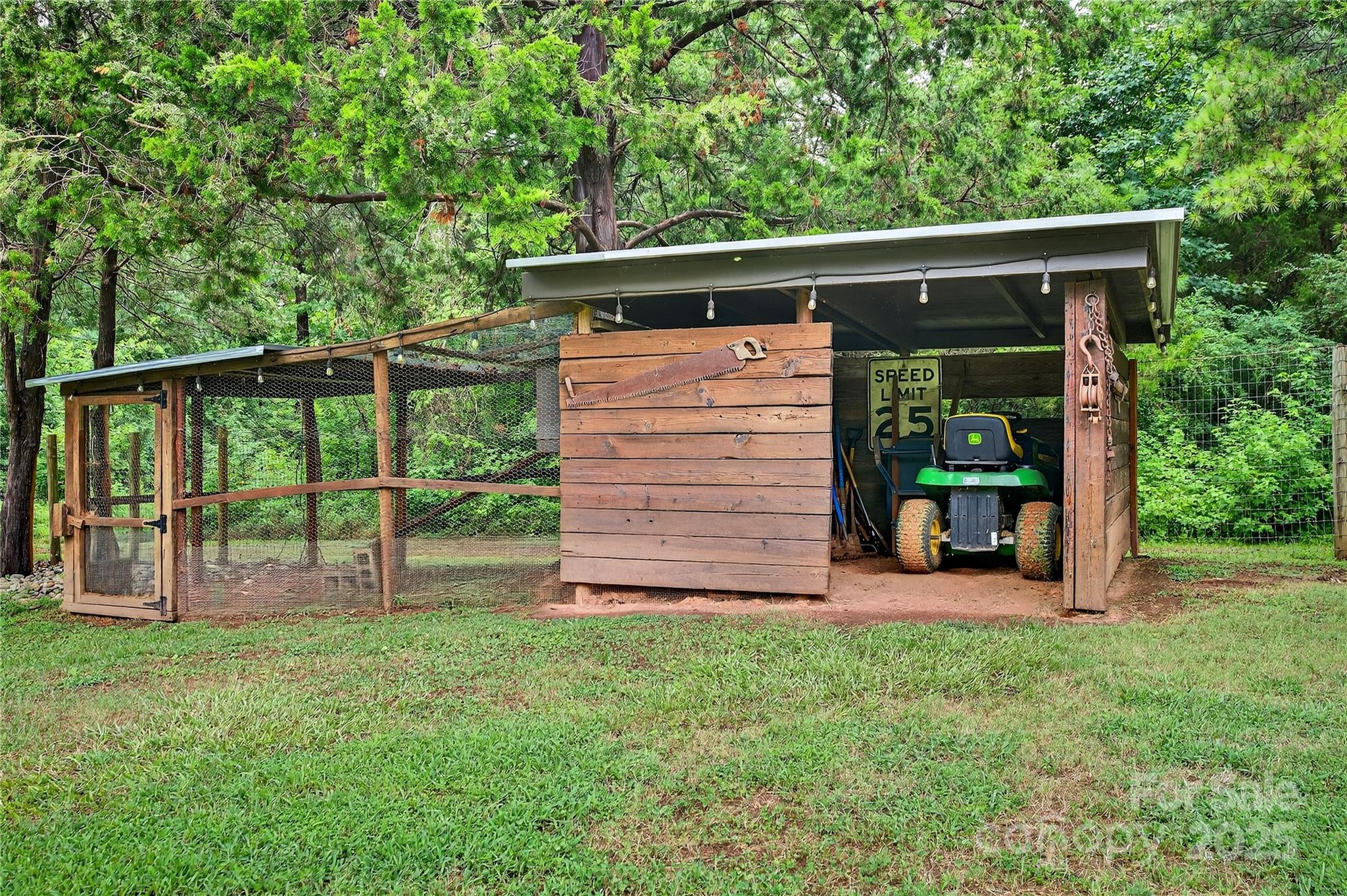 9592 Yarborough Road