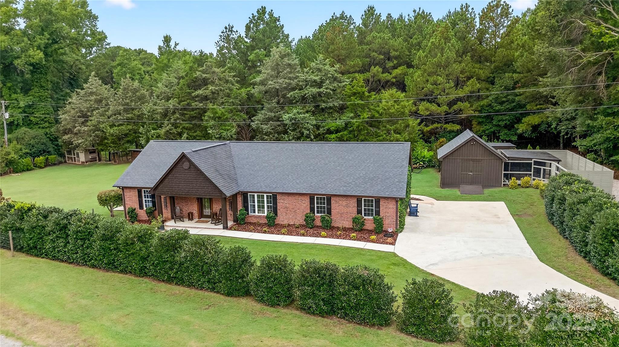 9592 Yarborough Road