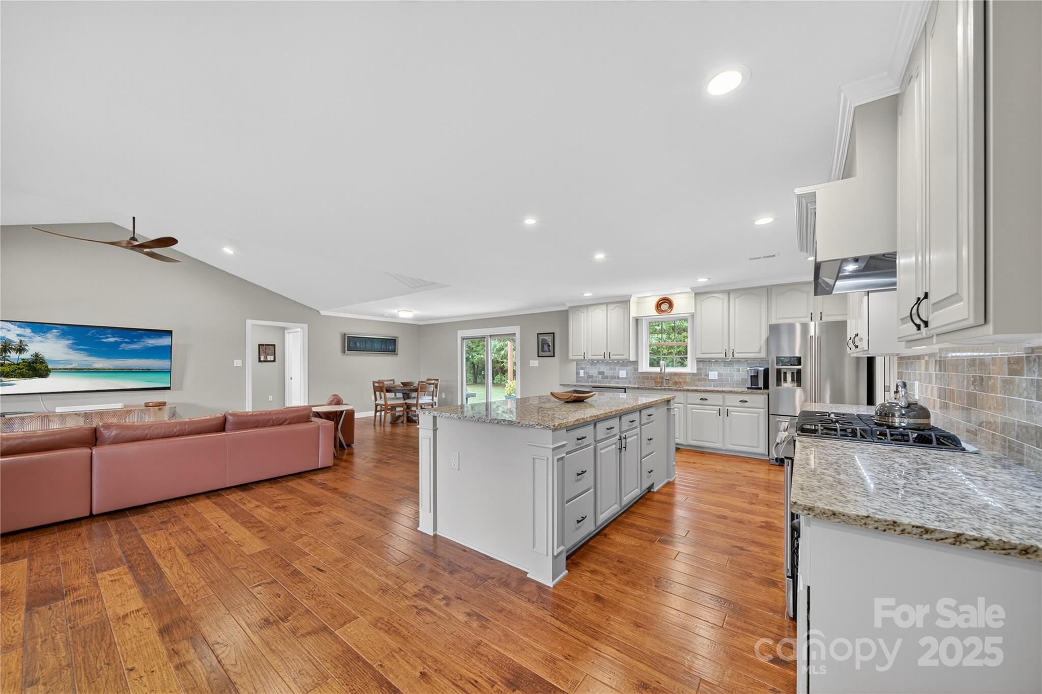 9592 Yarborough Road