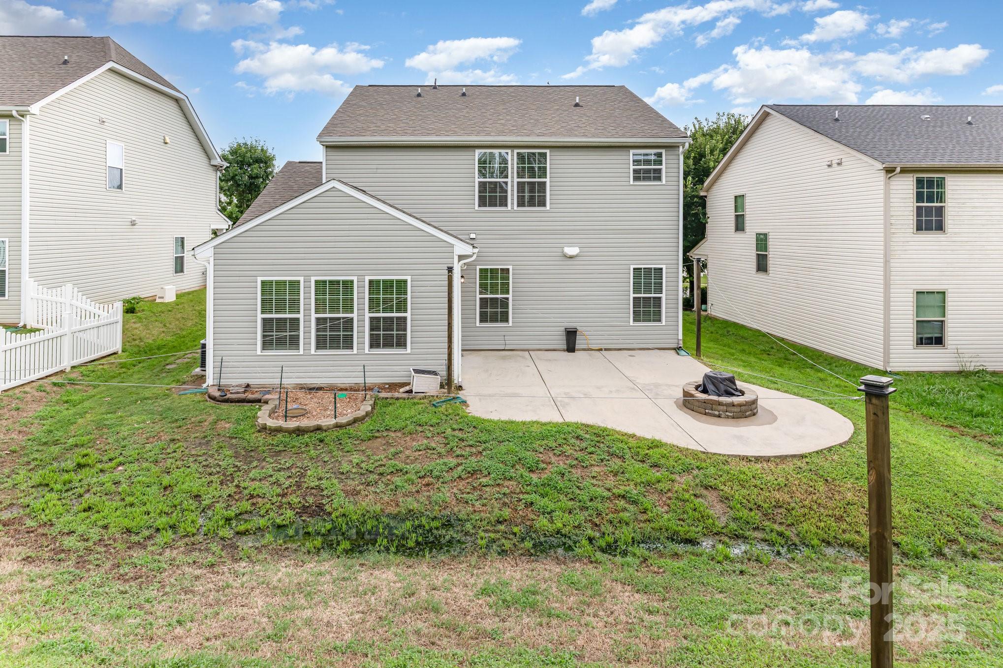 1355 Farm Branch Drive SW