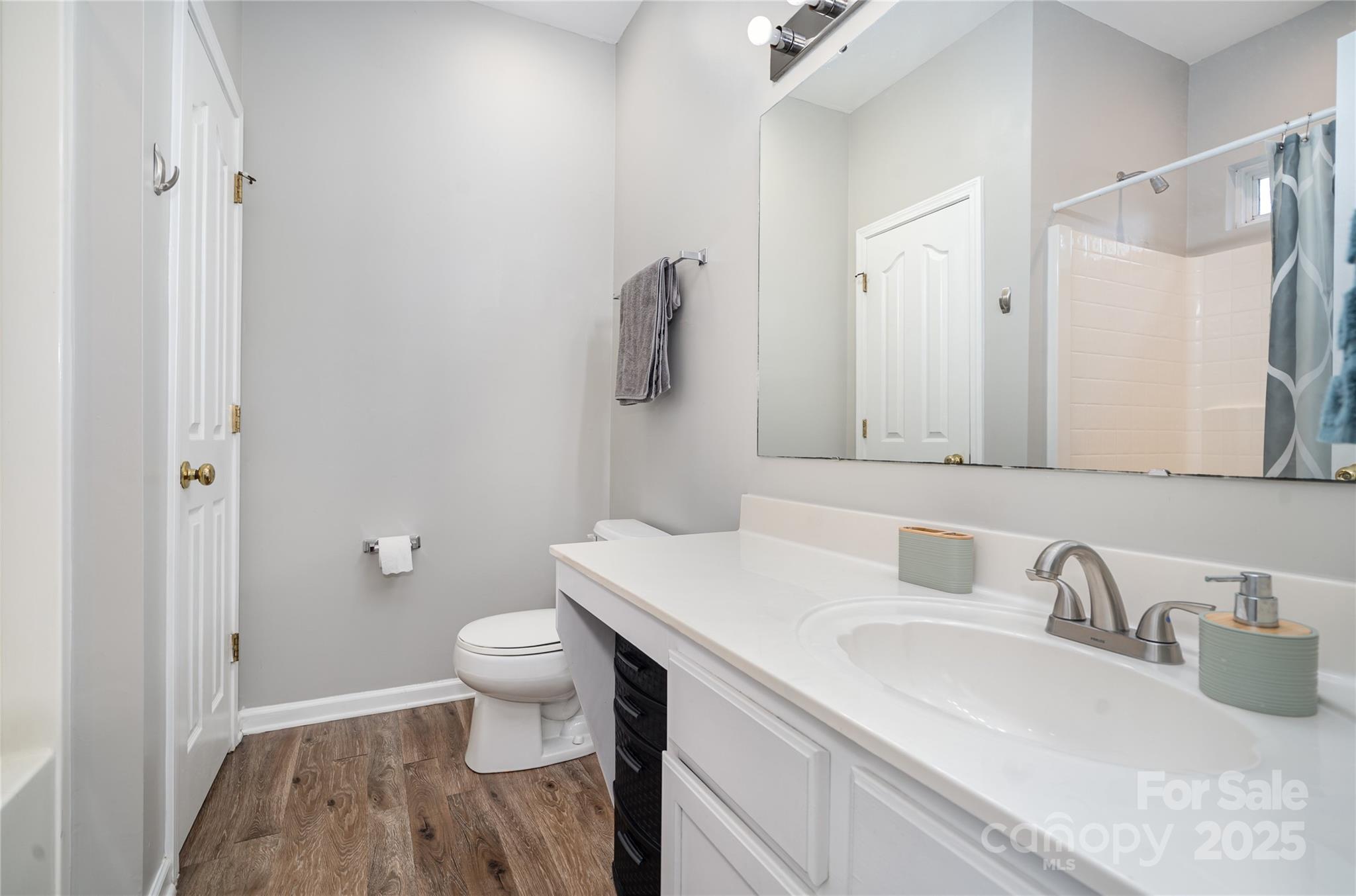 6812 Alydar Court