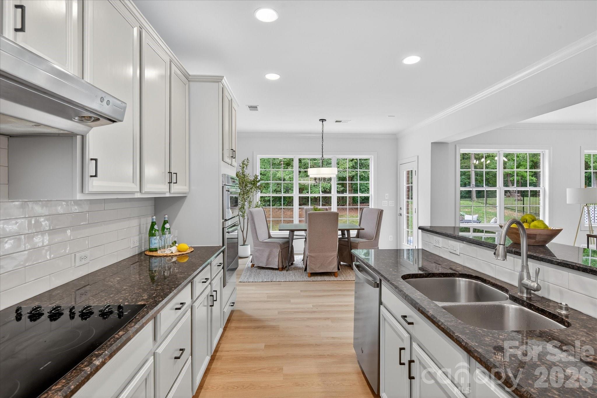 2416 River Oaks Drive