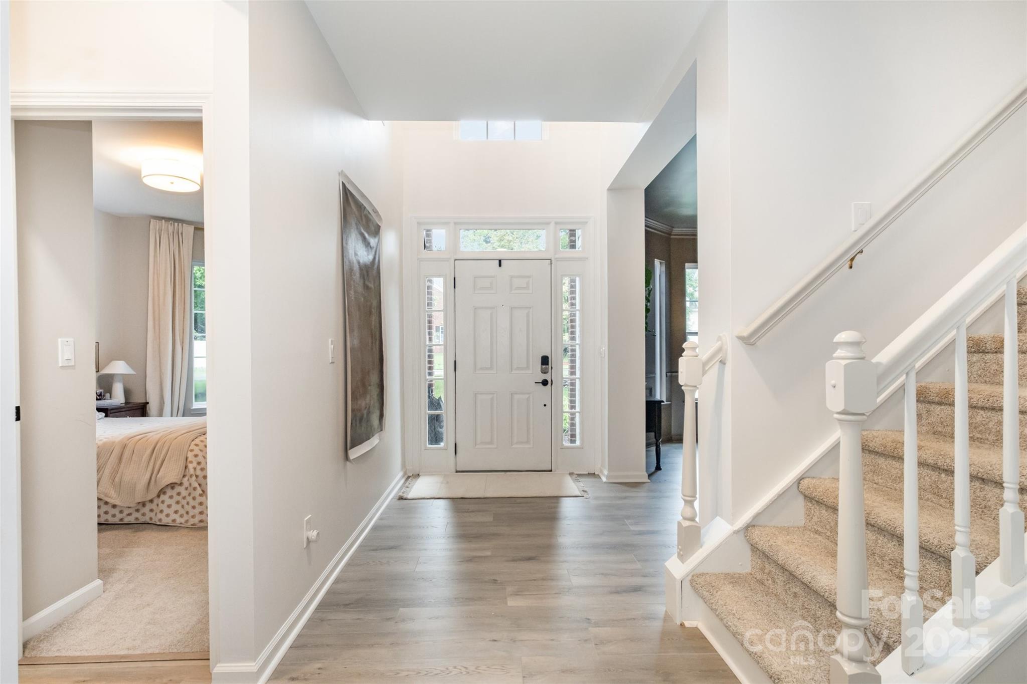 2435 Alaqua Court