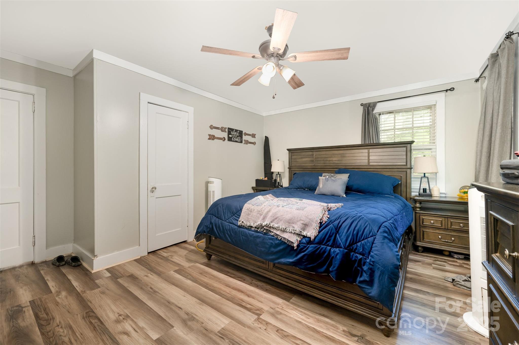 823 Great Falls Highway