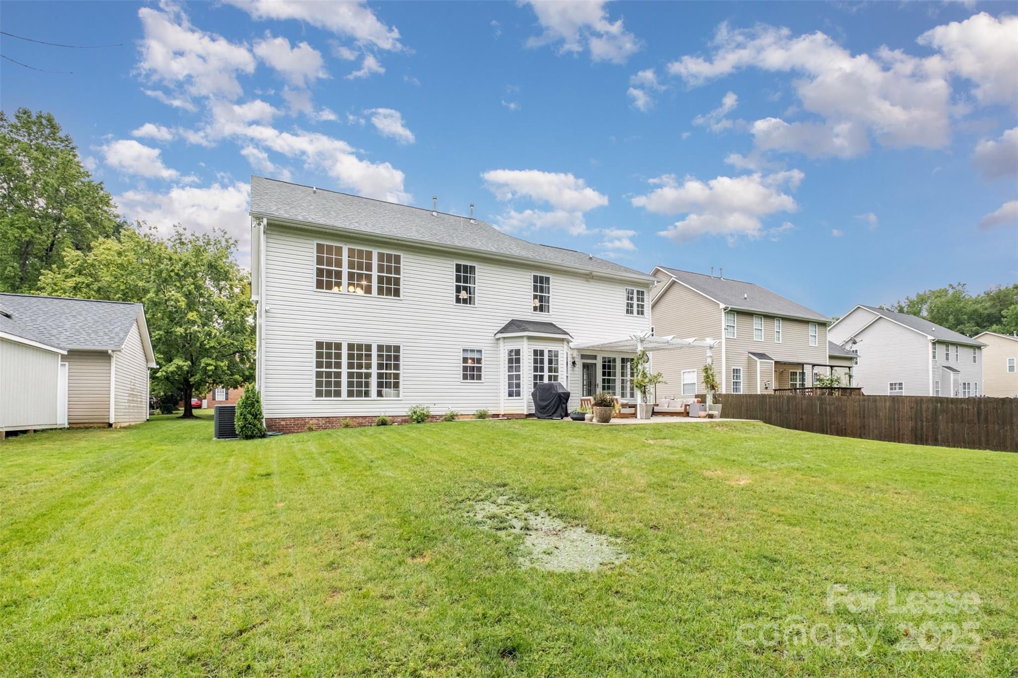2435 Alaqua Court