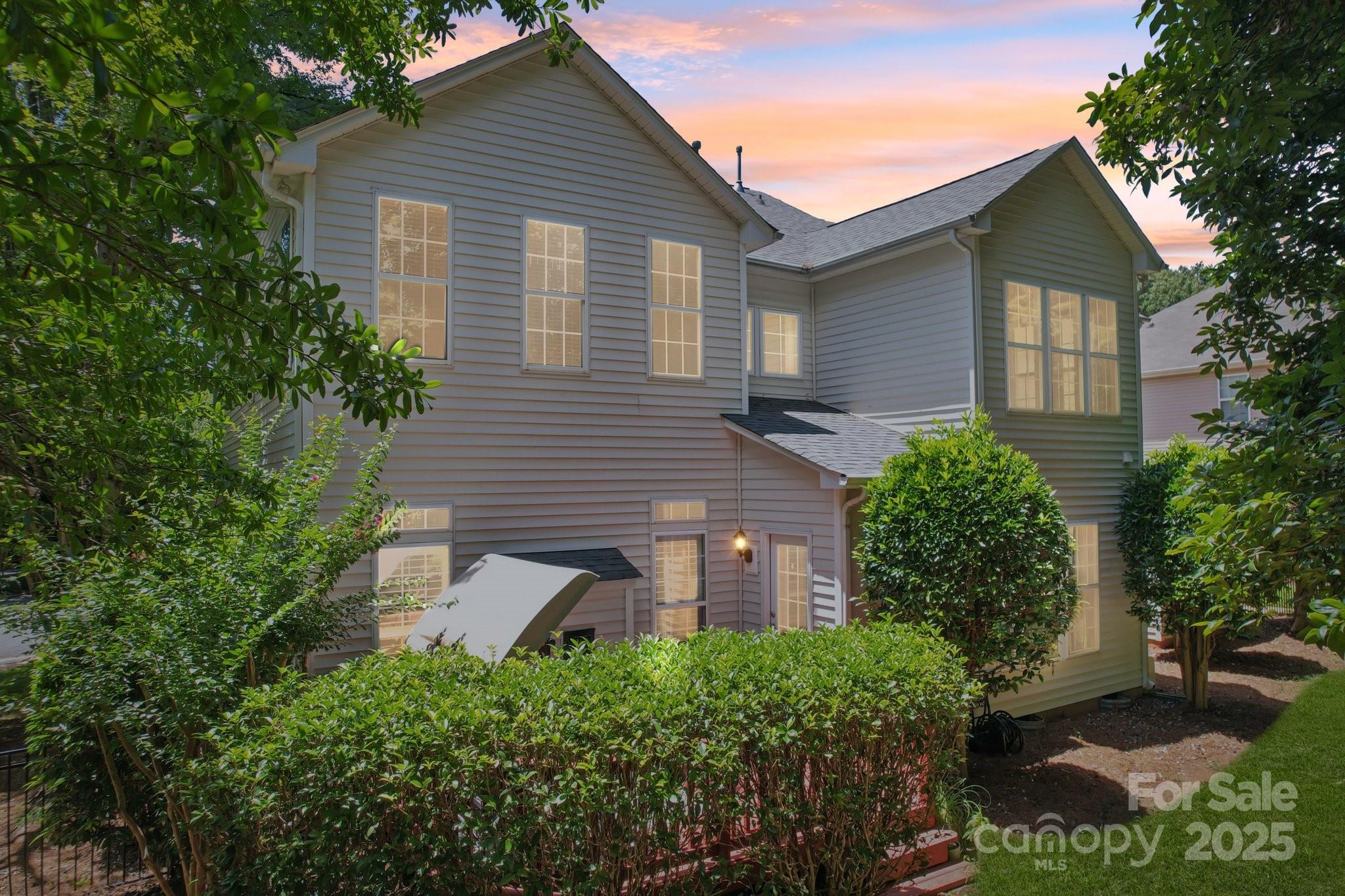 6729 Garden Hill Drive