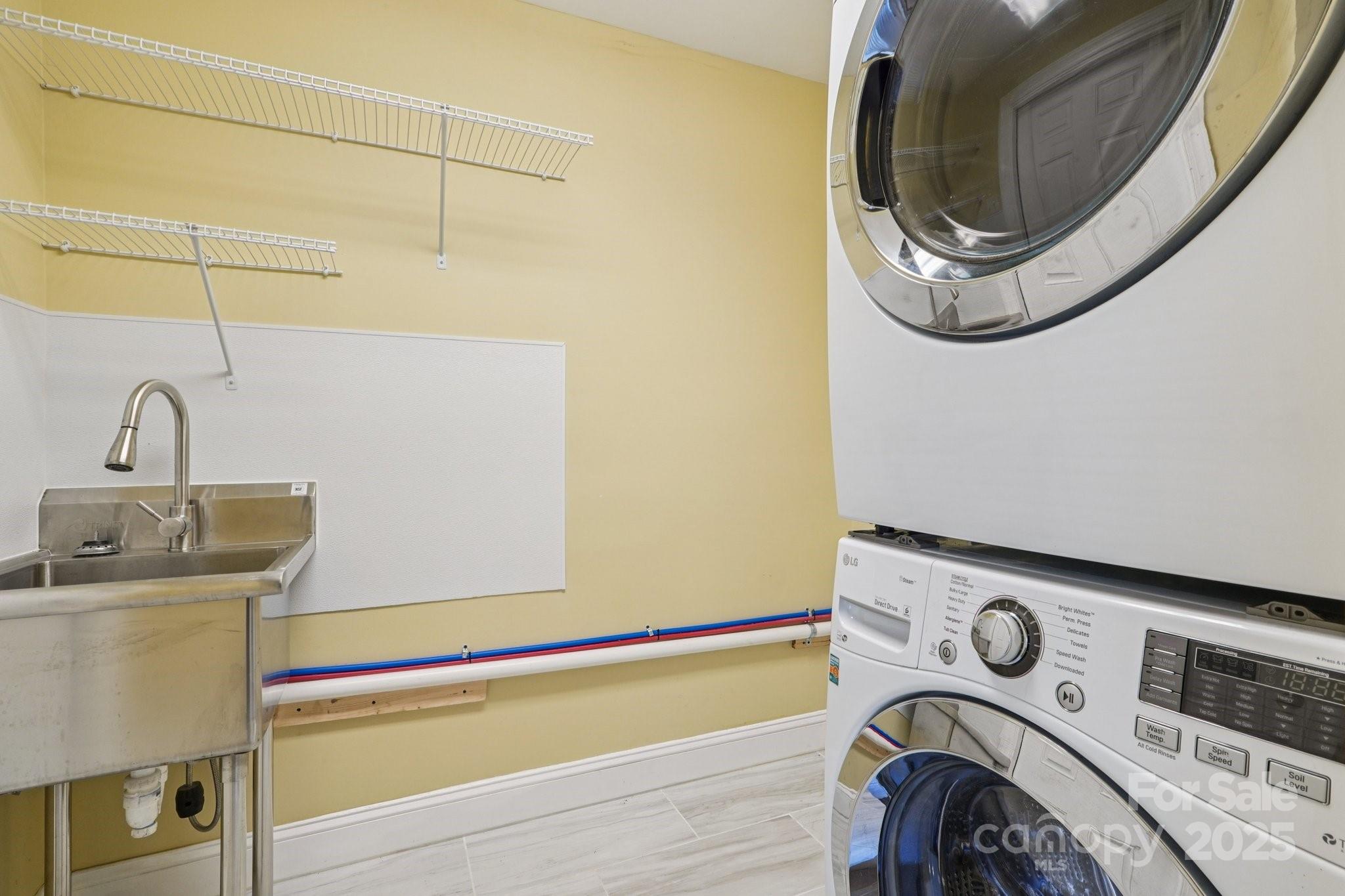 6729 Garden Hill Drive