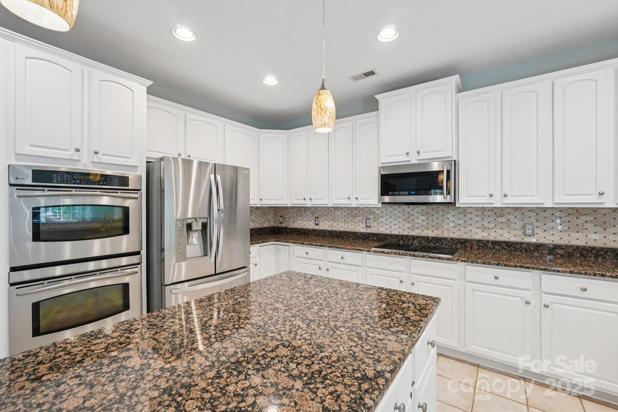 6729 Garden Hill Drive