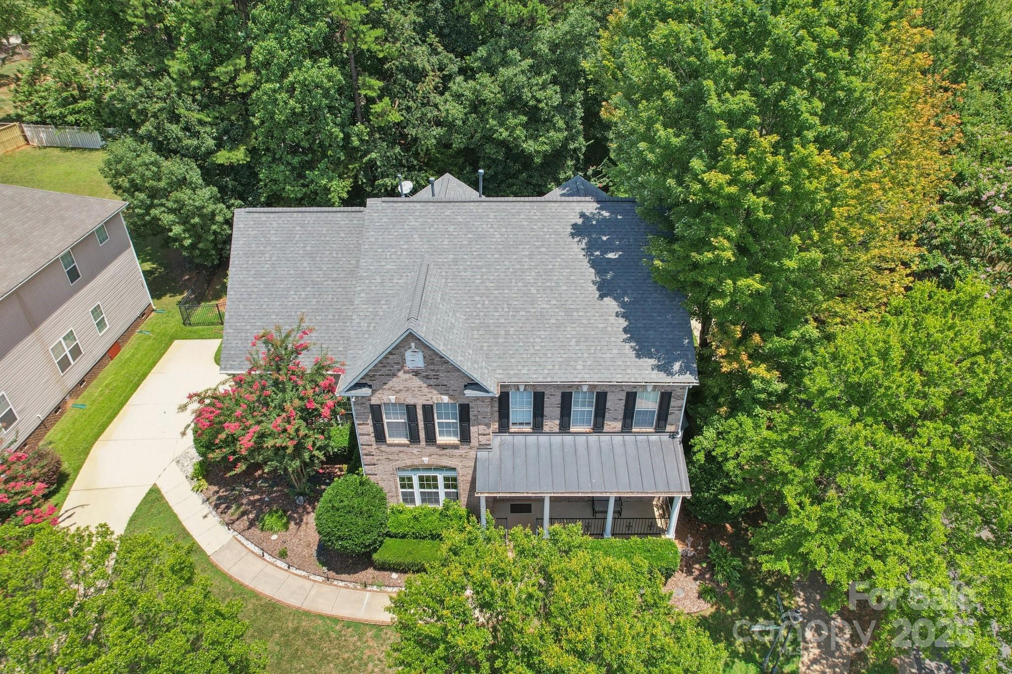 6729 Garden Hill Drive