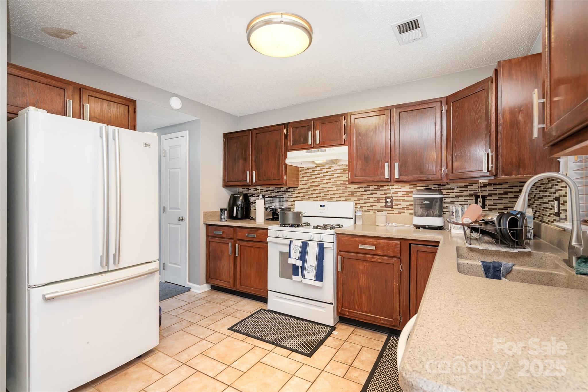 9526 Nettle Drive