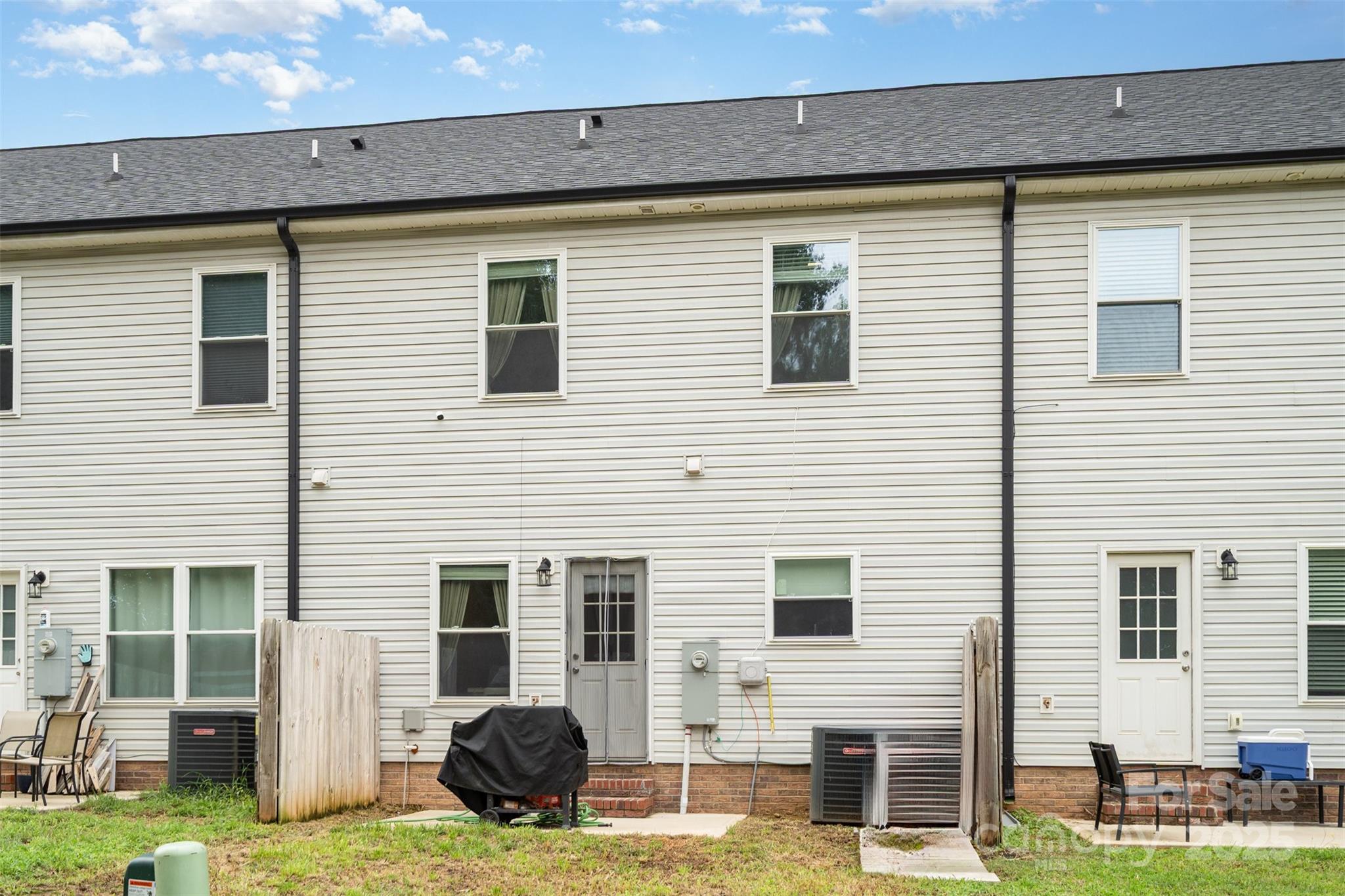 1052 Mclain Road