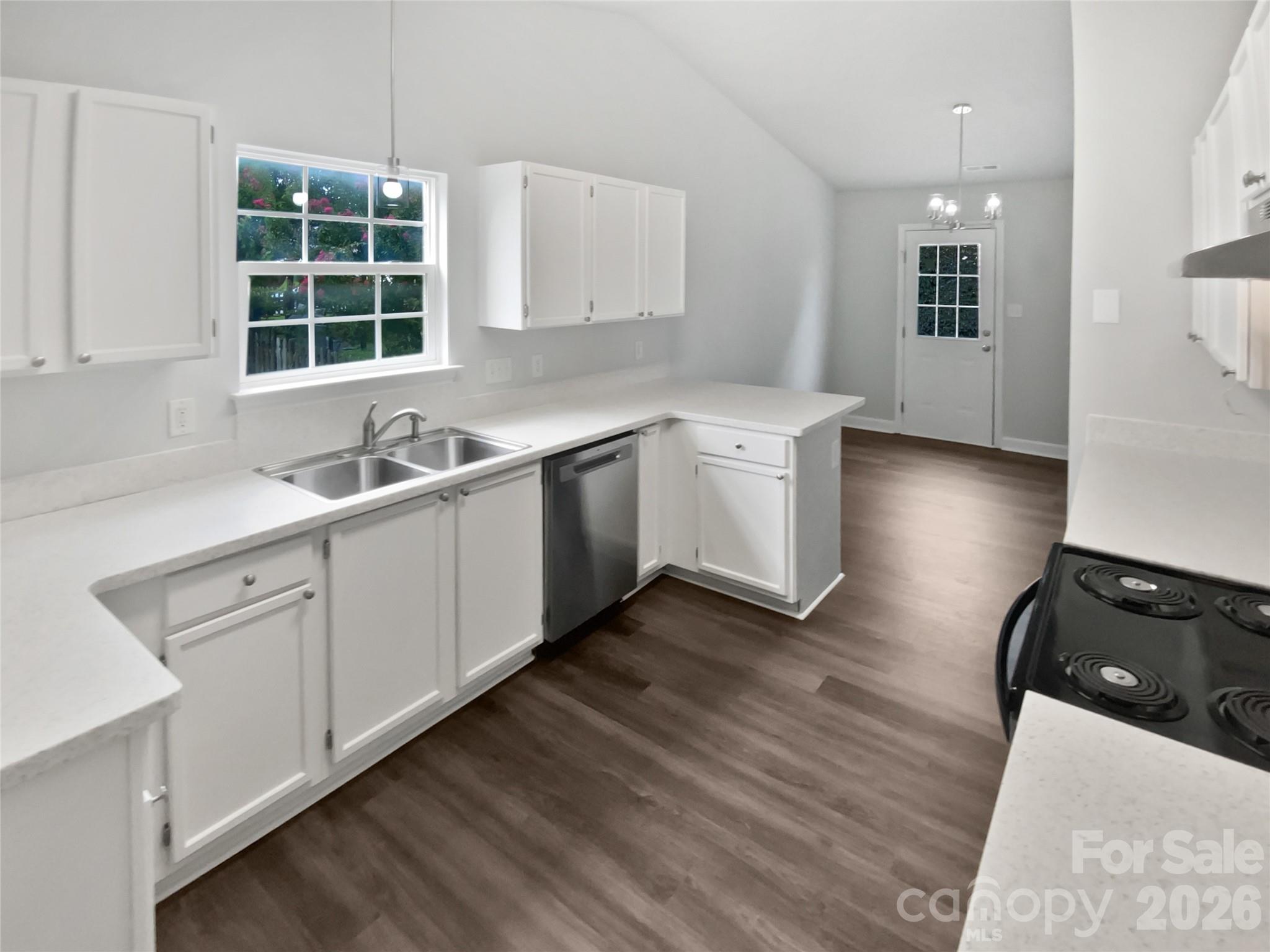 2903 Rosemeade Drive