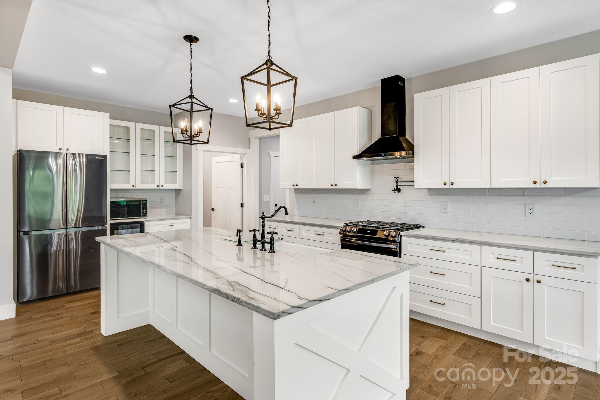 111 Oak Mountain Drive