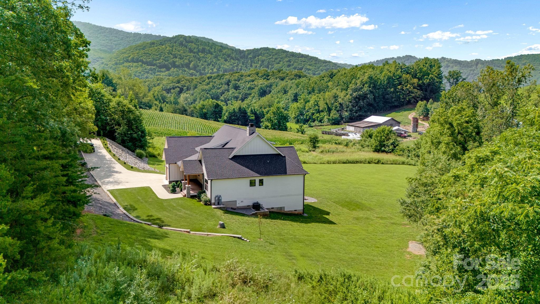 111 Oak Mountain Drive