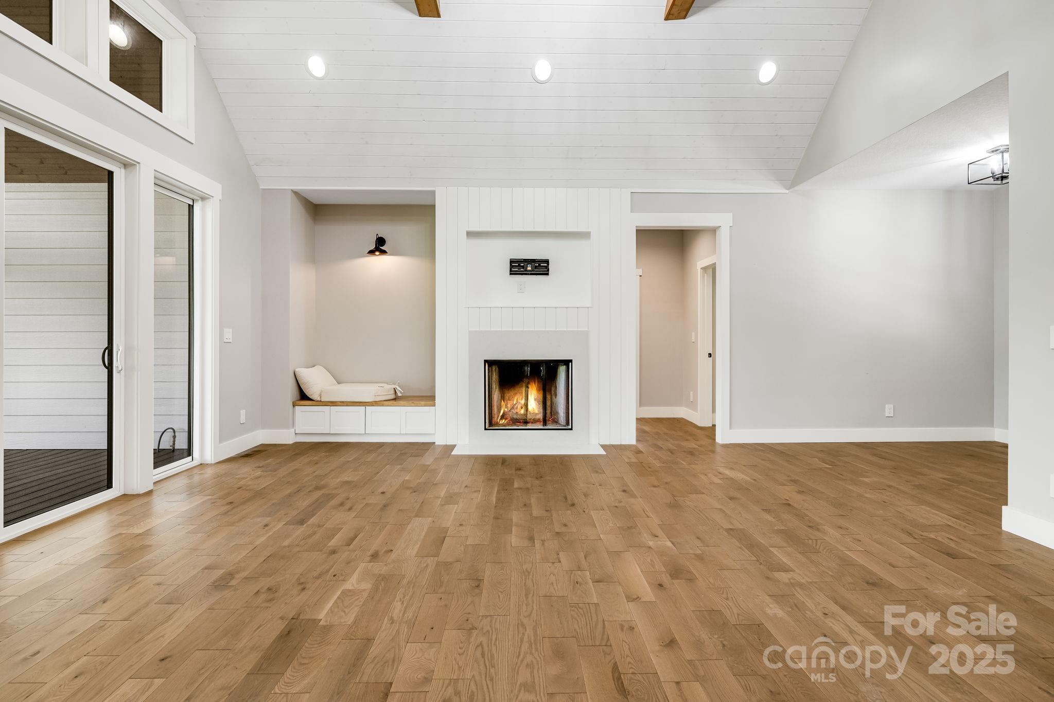 111 Oak Mountain Drive