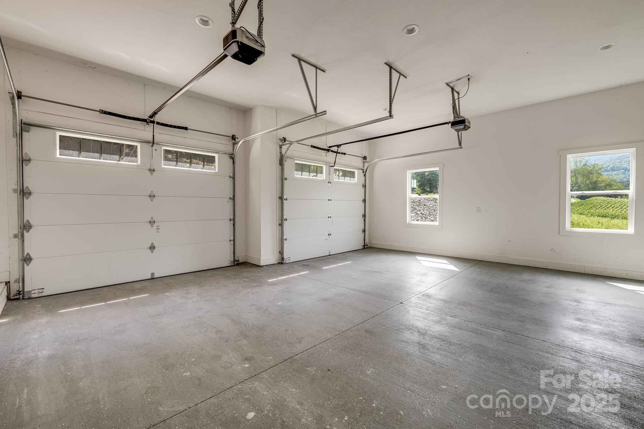 111 Oak Mountain Drive