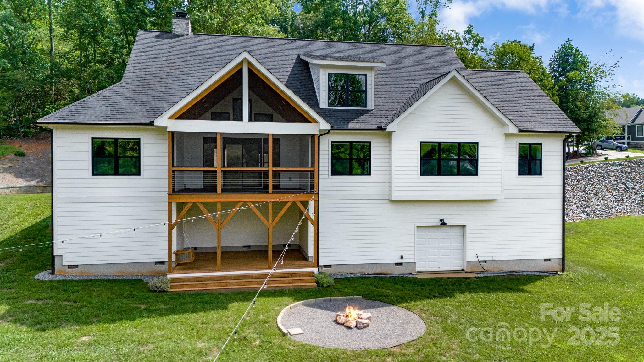 111 Oak Mountain Drive