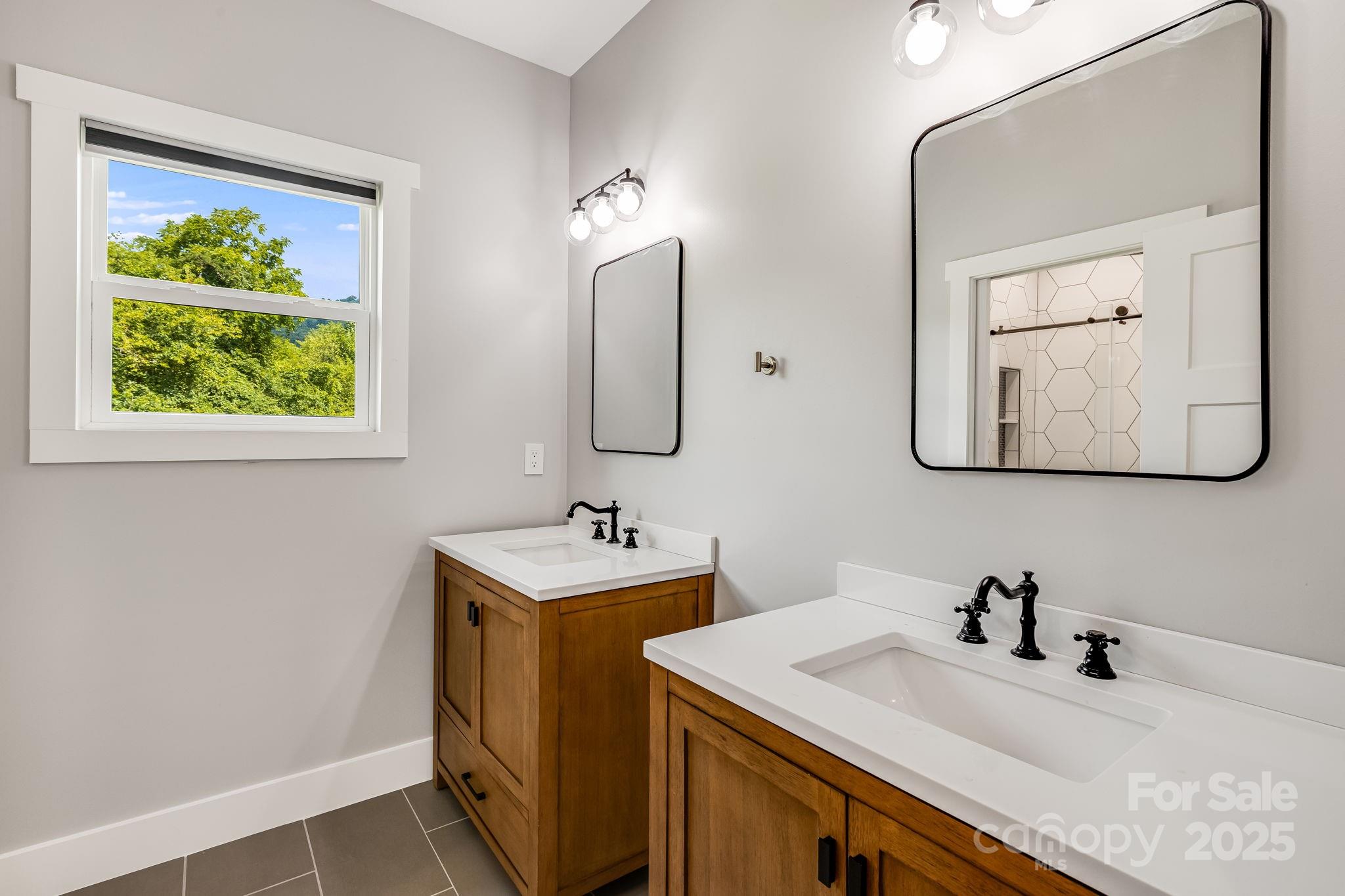 111 Oak Mountain Drive