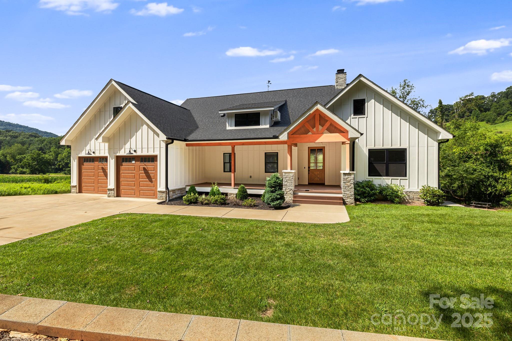 111 Oak Mountain Drive