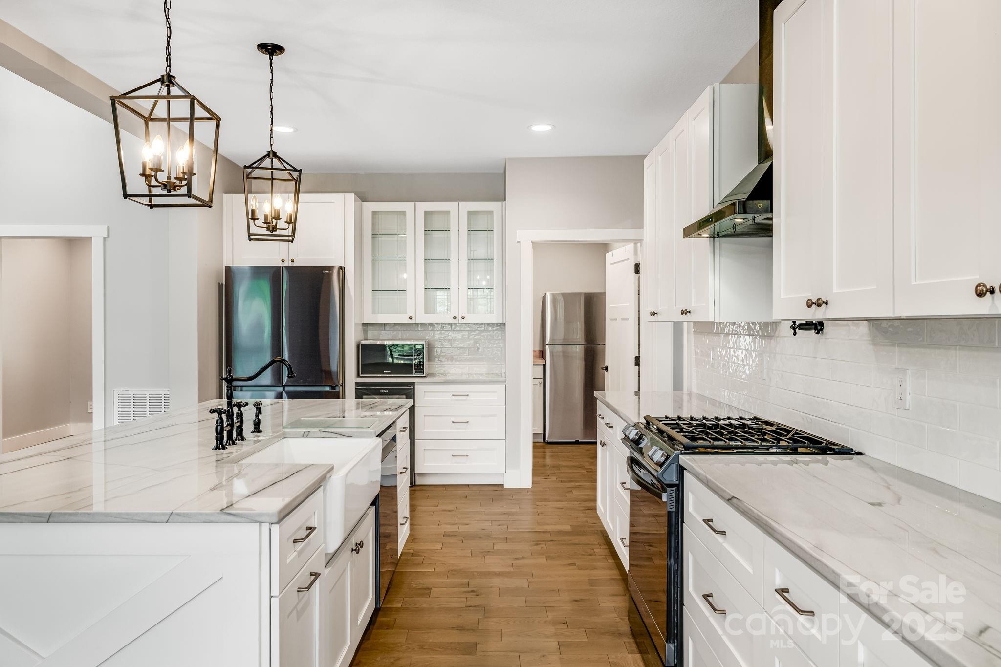 111 Oak Mountain Drive