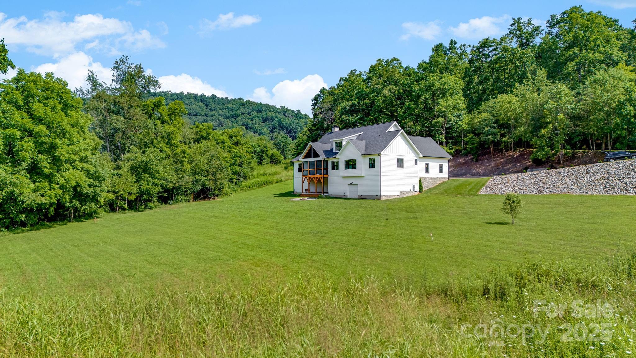 111 Oak Mountain Drive