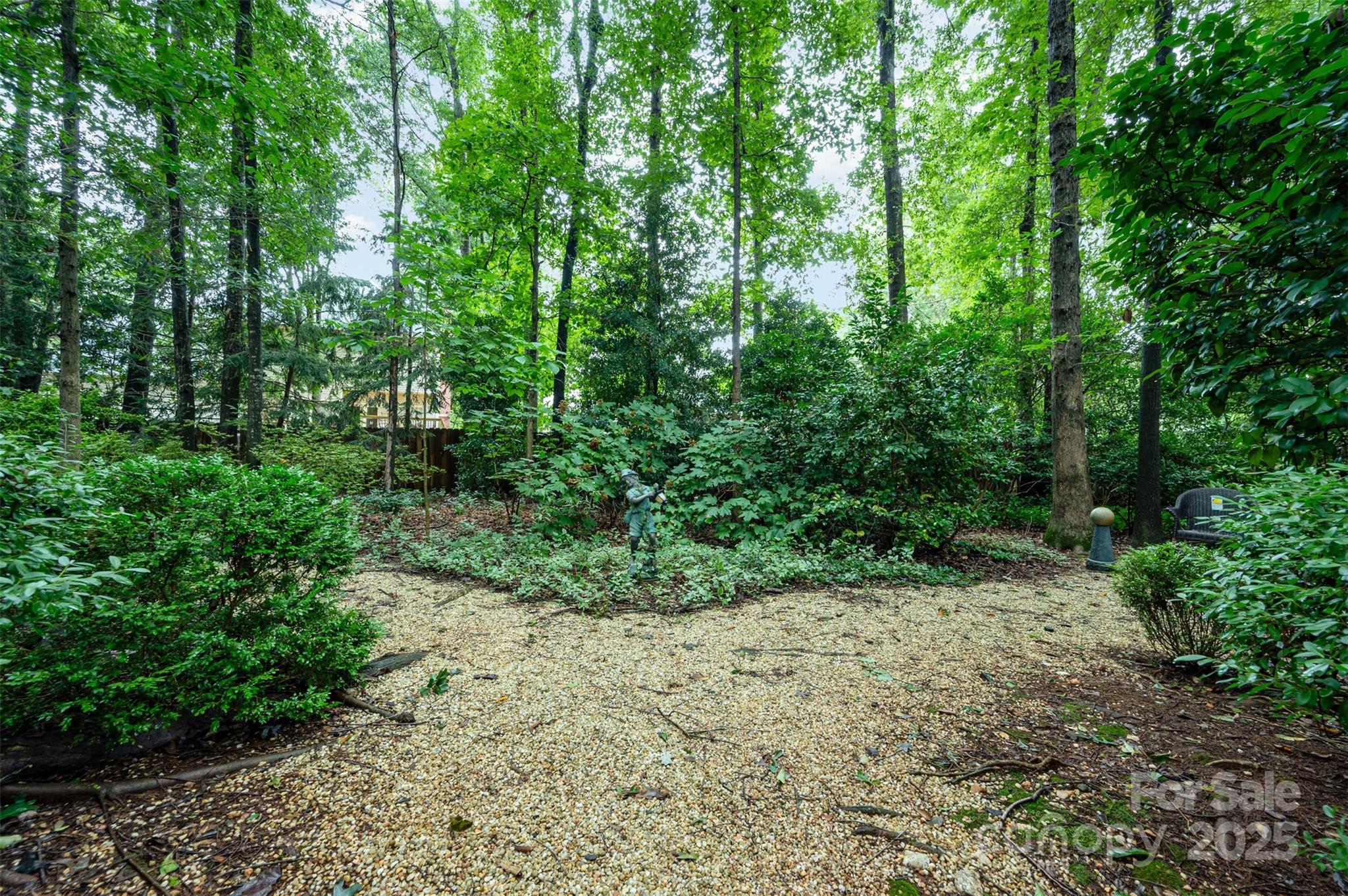 5550 Monticello Drive NW