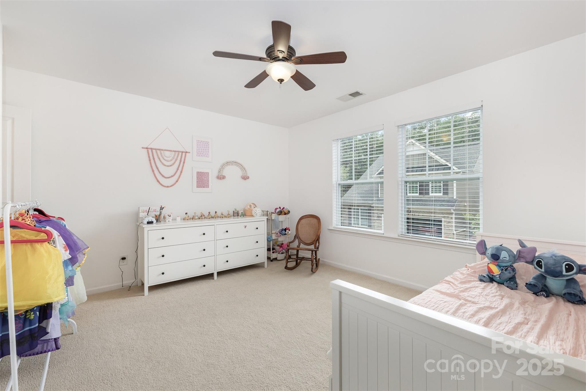 4523 Blackmuir Wood Circle