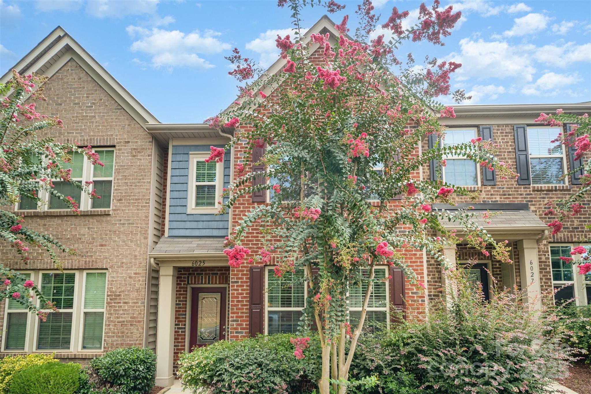 6025 Turkey Oak Lane