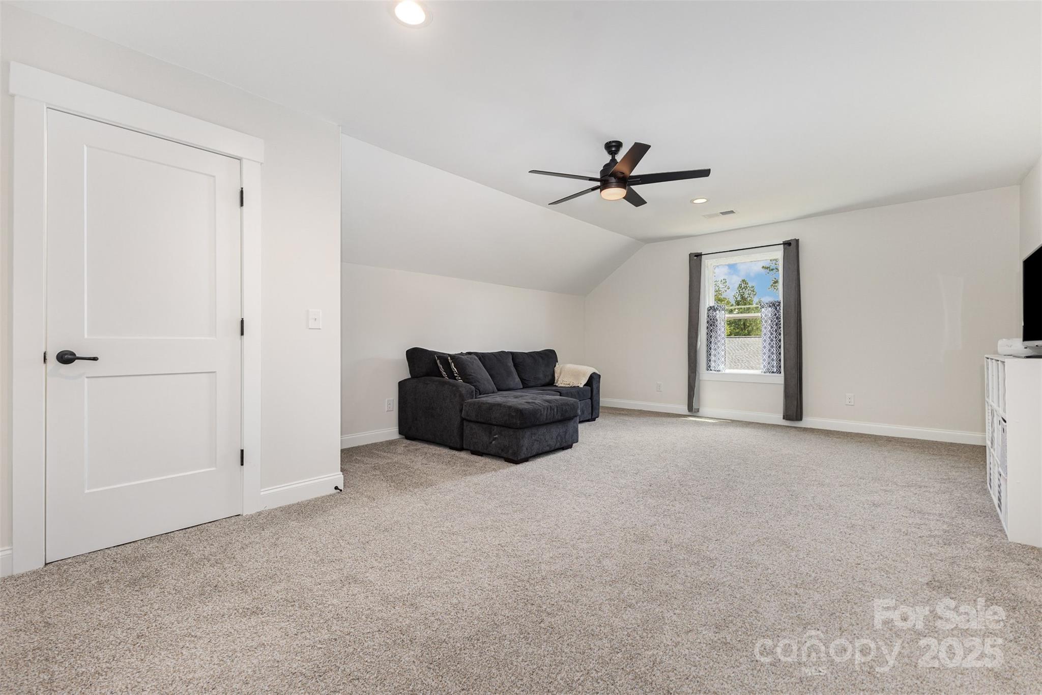 5009 Star Magnolia Court