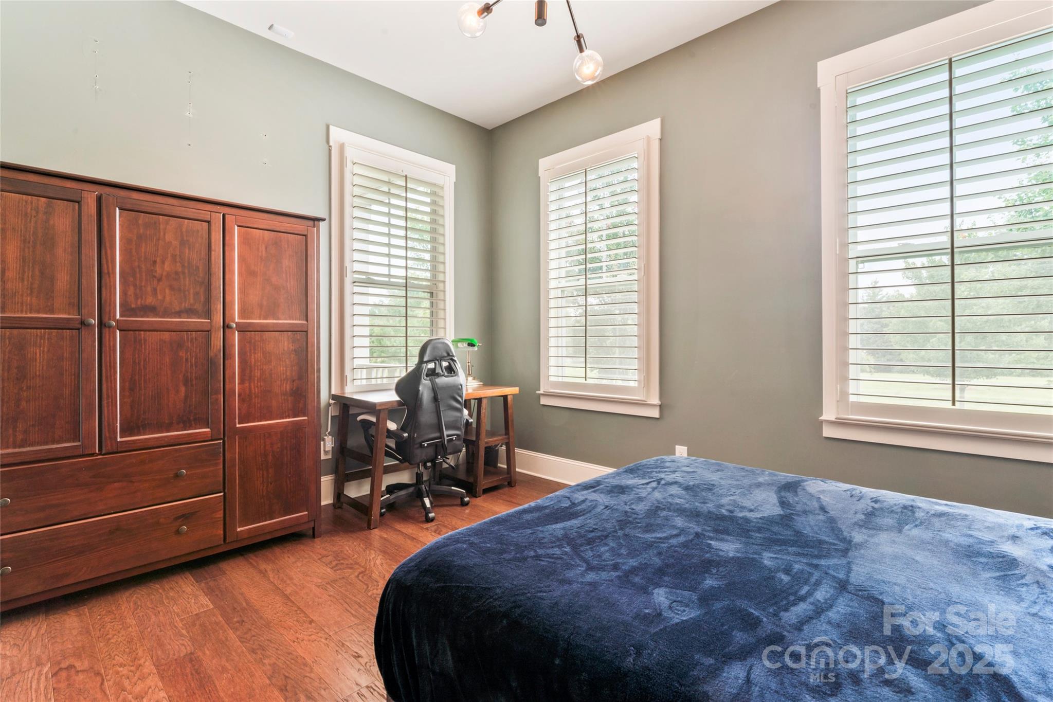 9721 Shoehorn Street