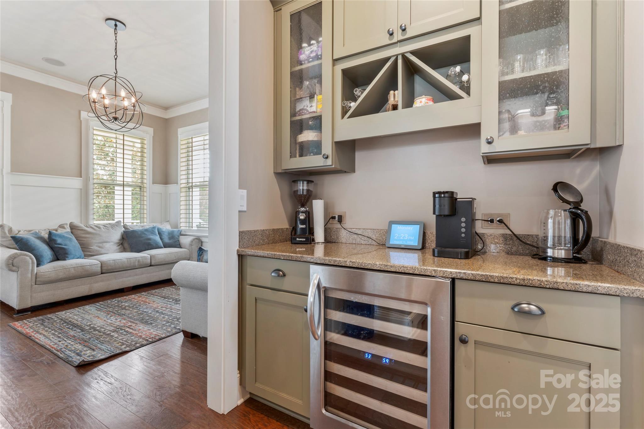 9721 Shoehorn Street