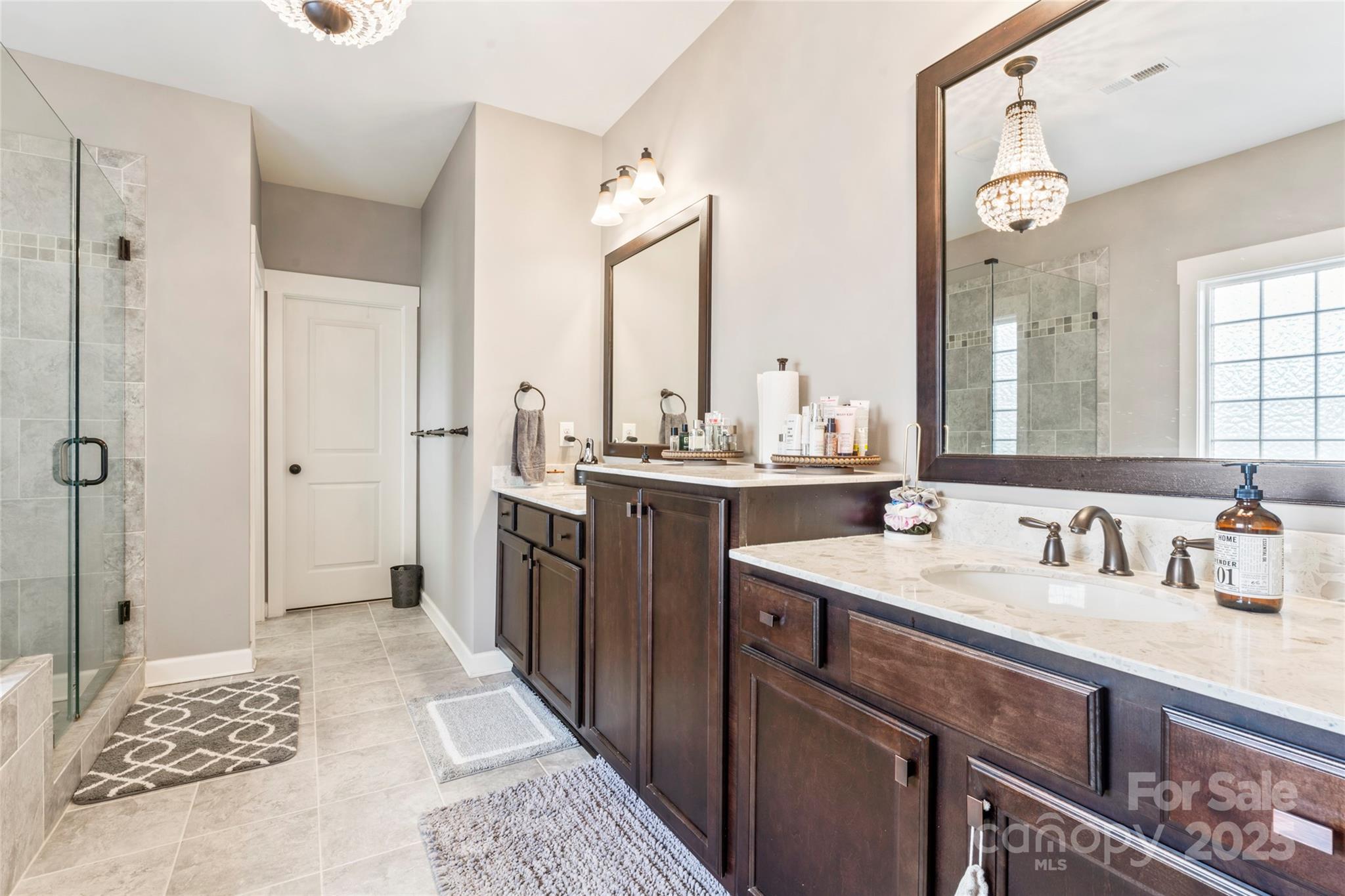 9721 Shoehorn Street