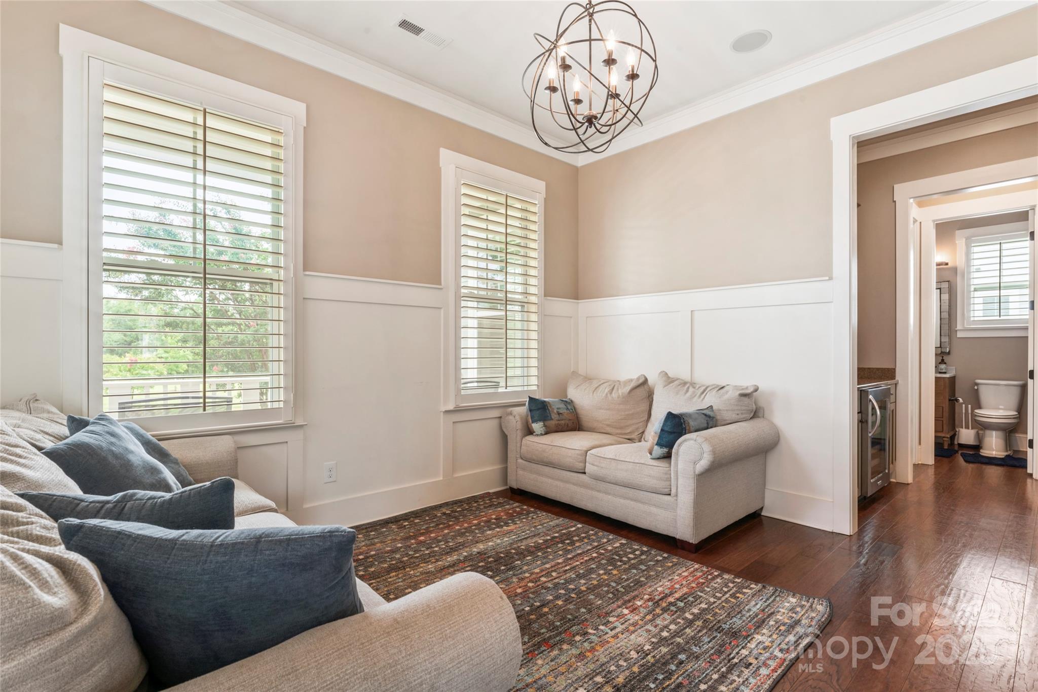 9721 Shoehorn Street