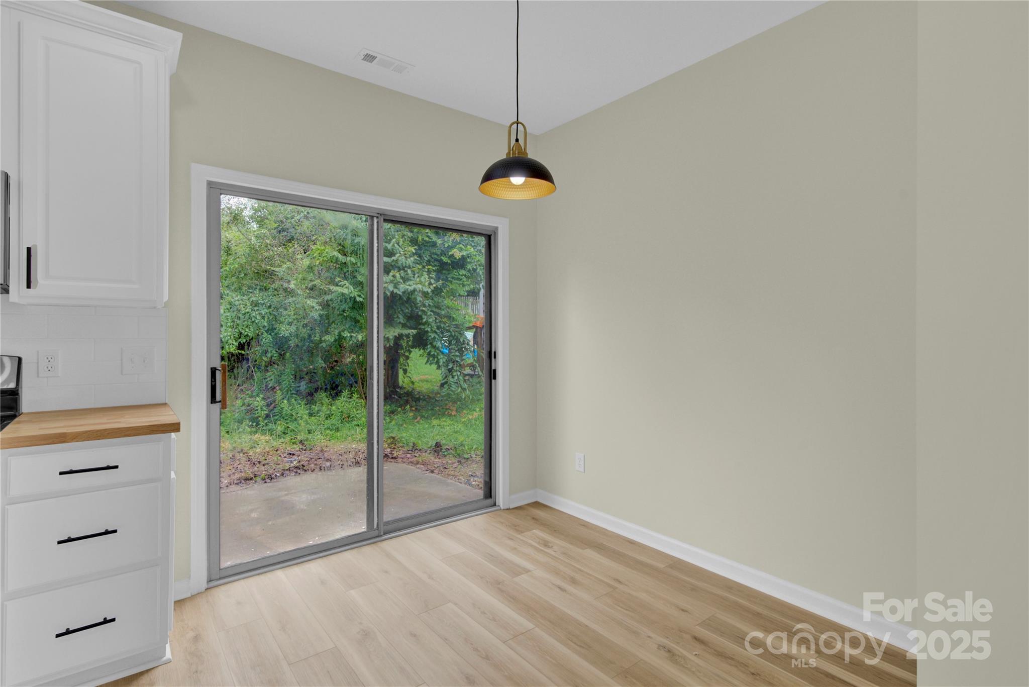 12016 Gemstone Court