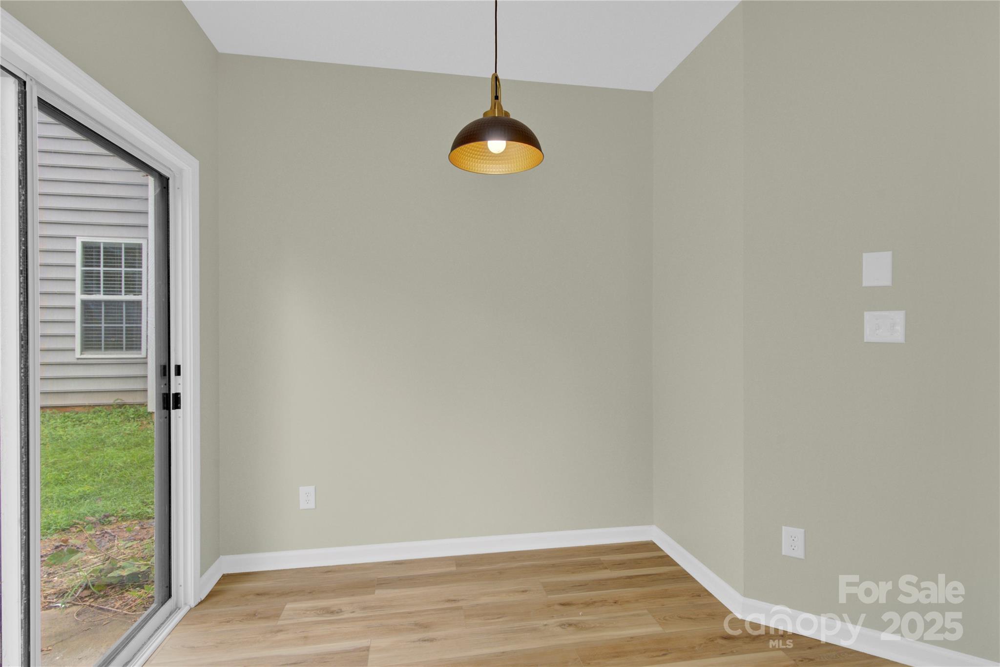 12016 Gemstone Court