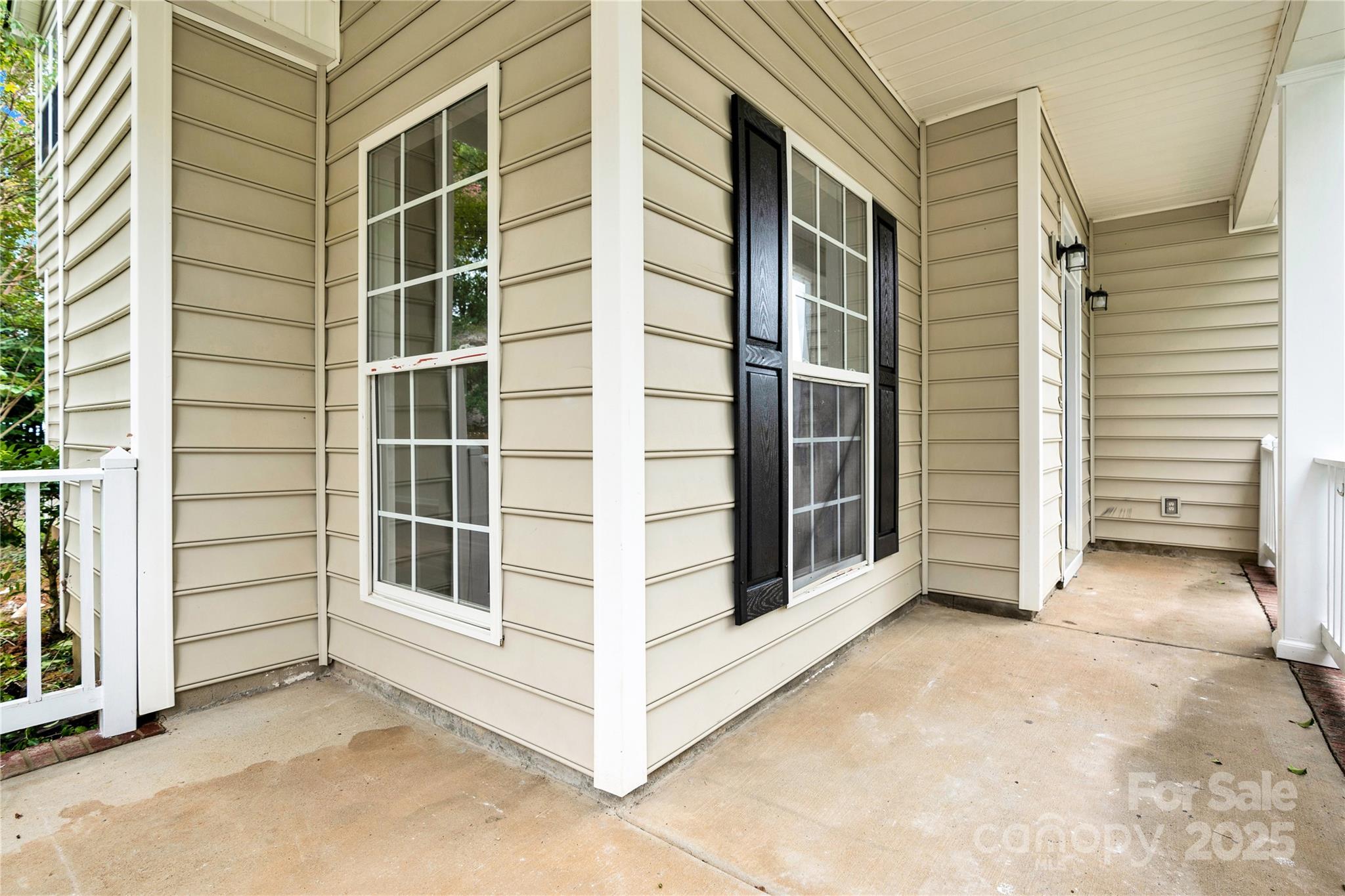 12016 Gemstone Court