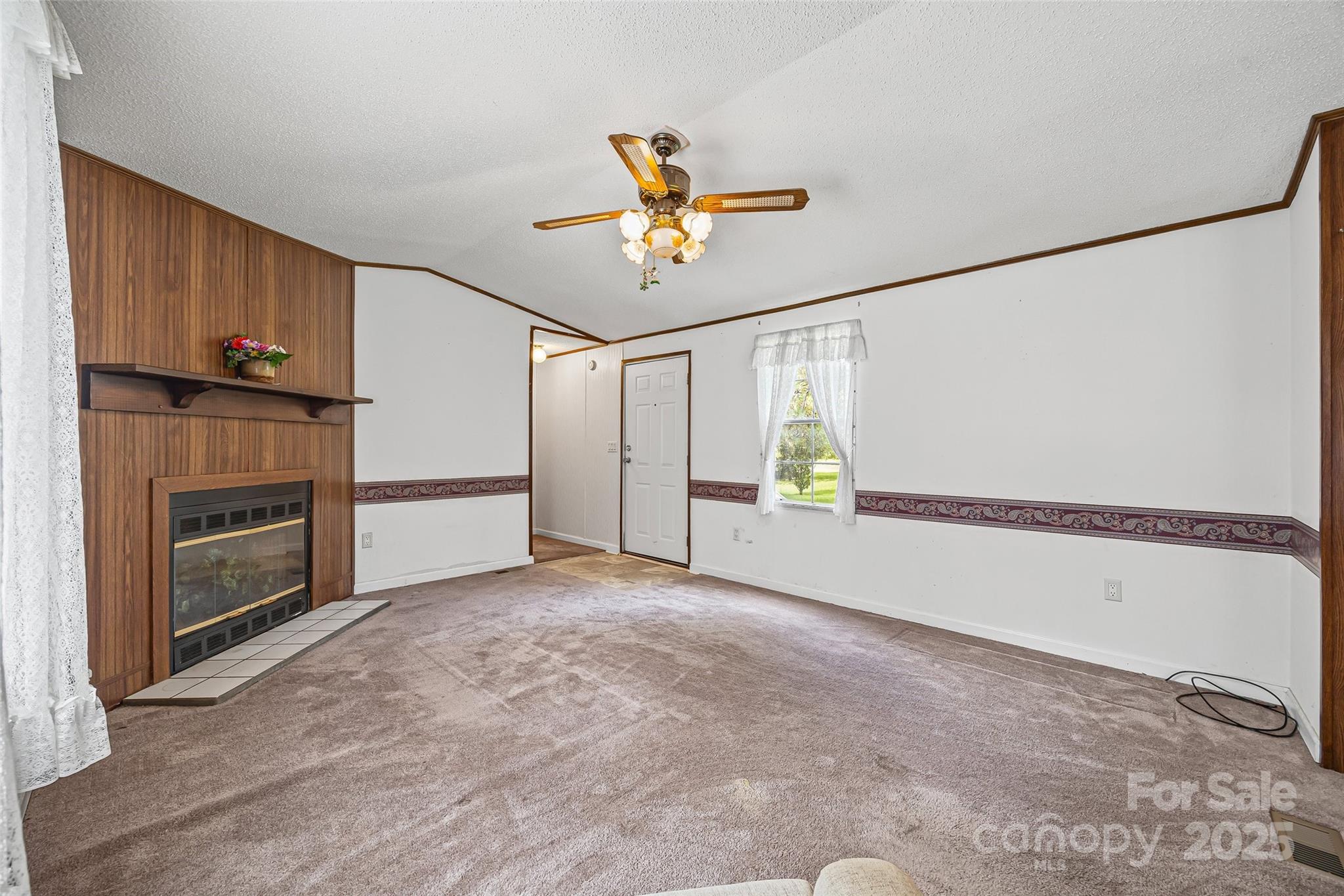 1106 Sierra Road