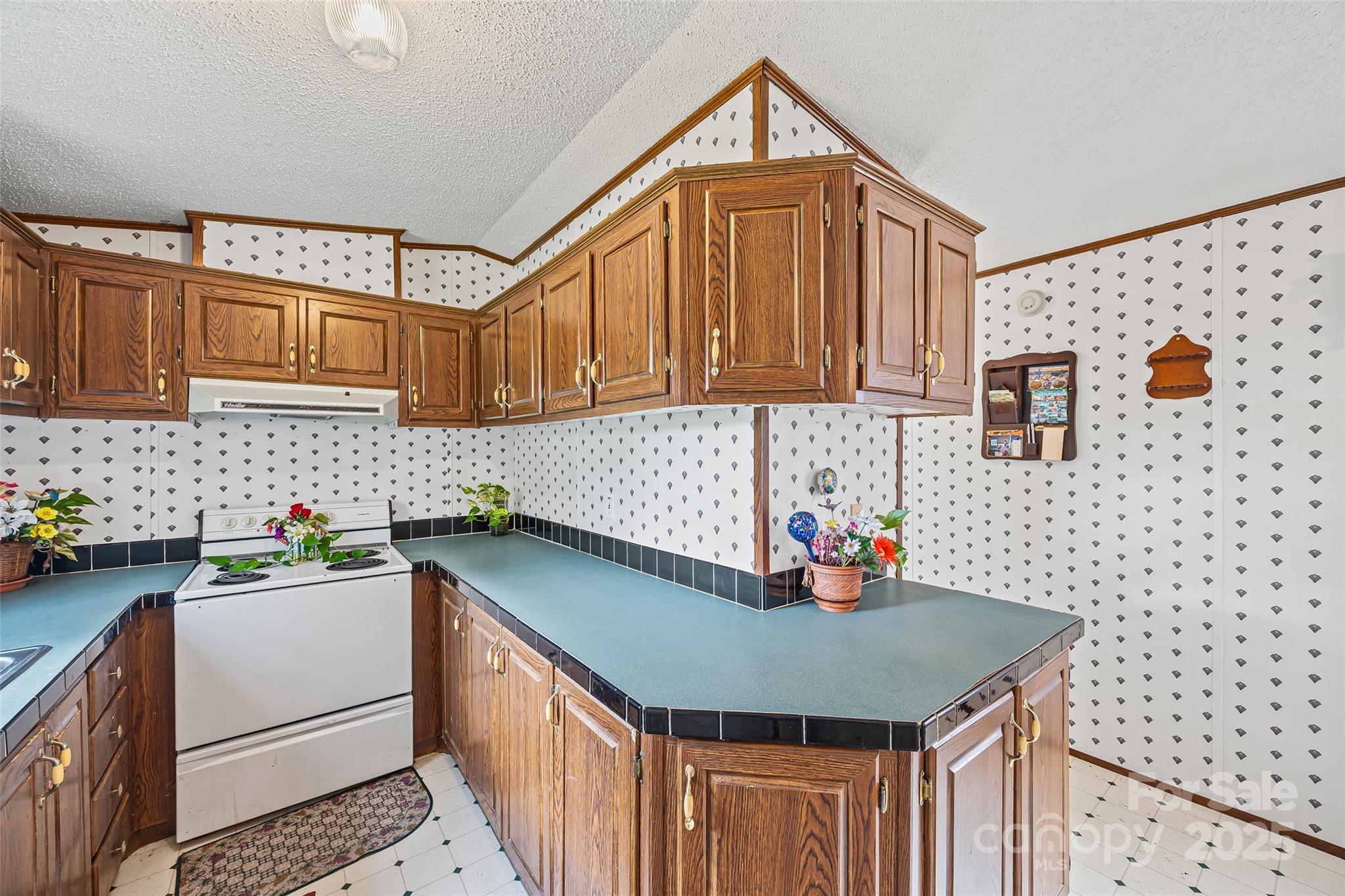 1106 Sierra Road
