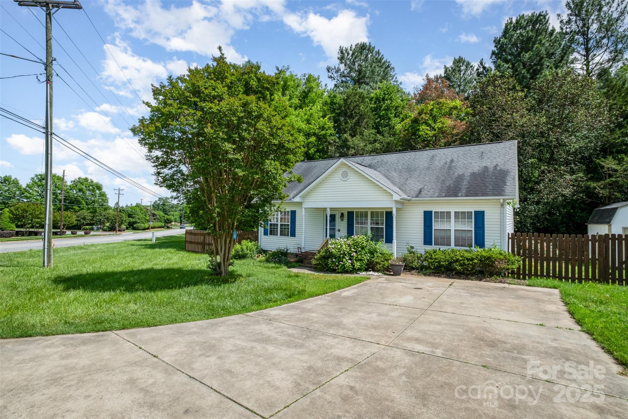159 Pitts School Road NW