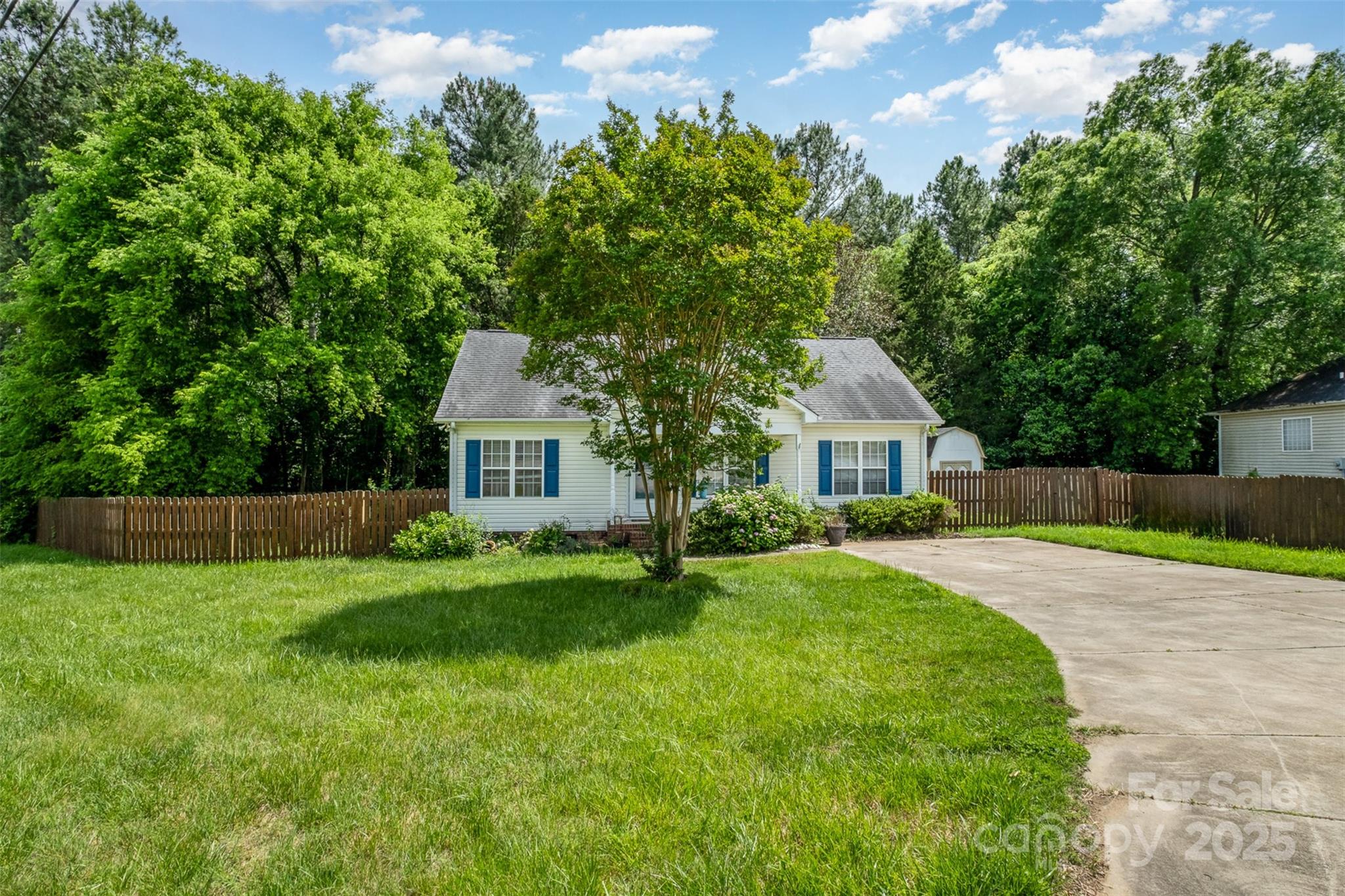 159 Pitts School Road NW