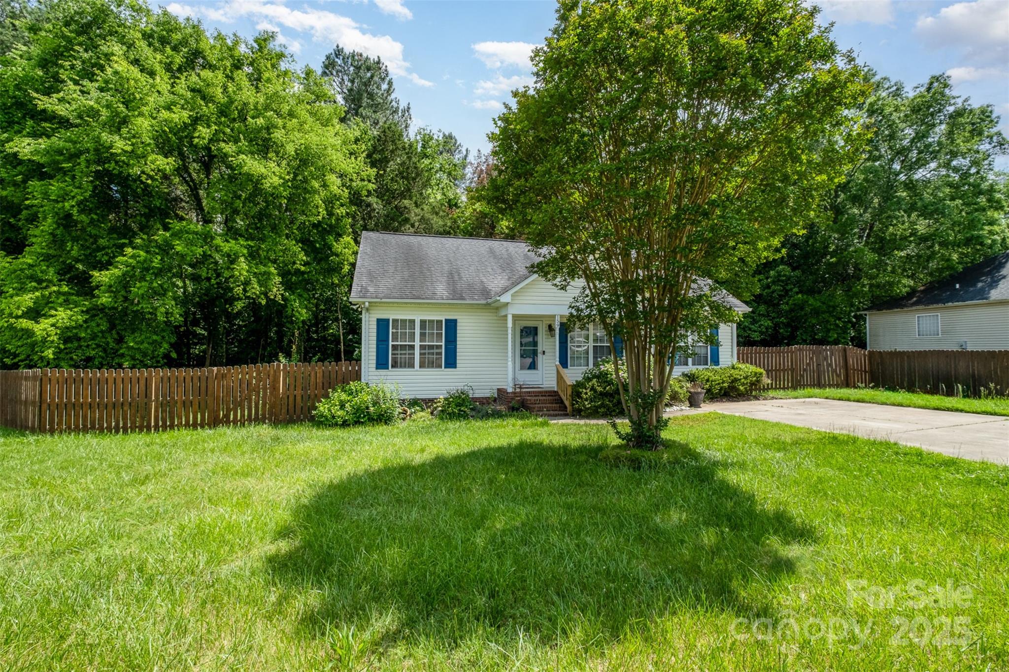 159 Pitts School Road NW