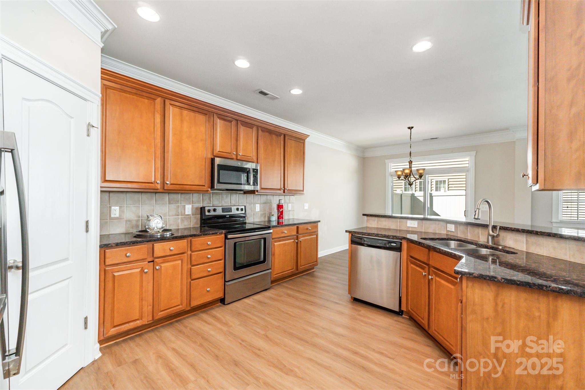 5520 Allison Lane