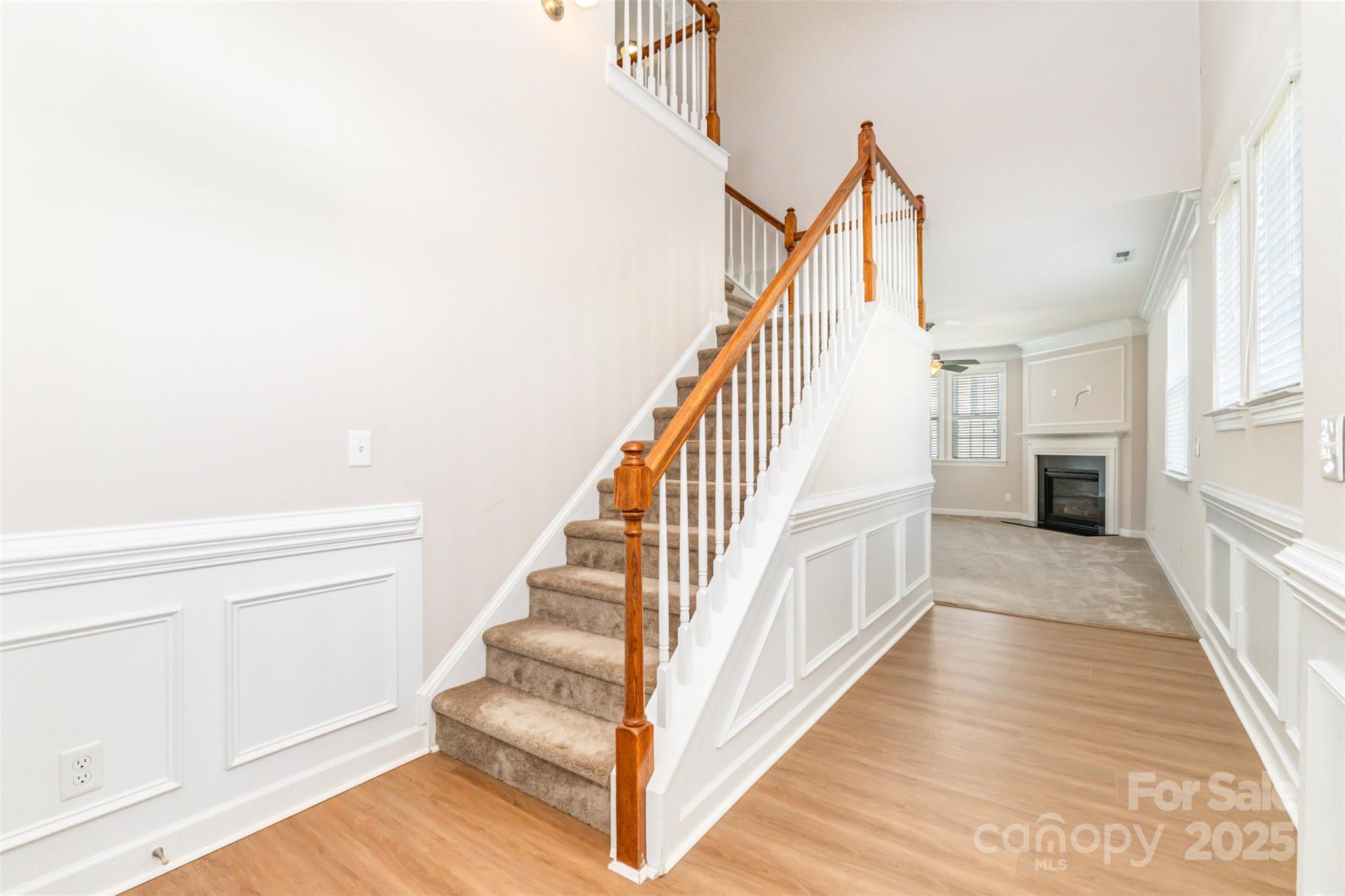5520 Allison Lane