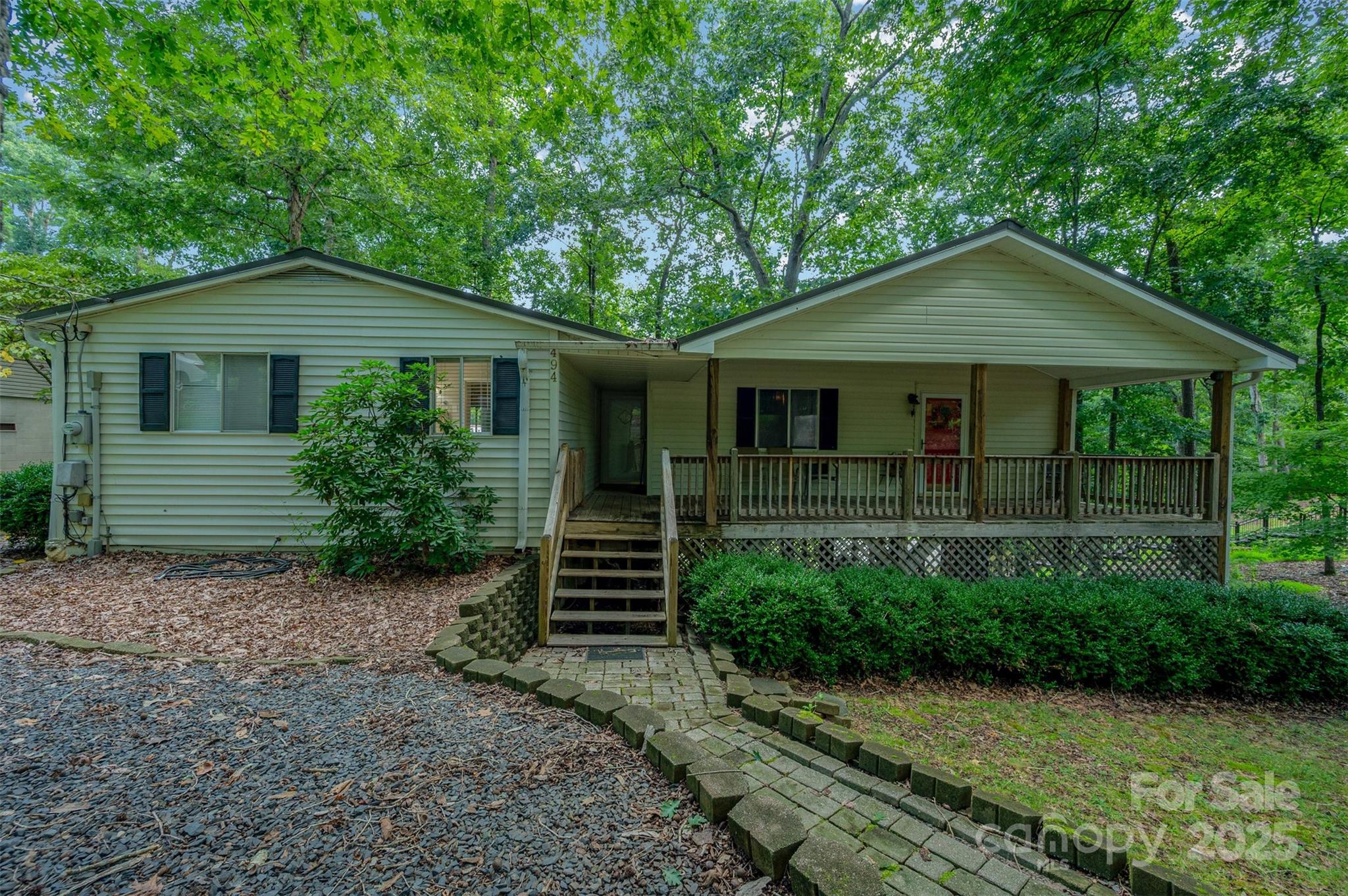 494 Deerfield Road