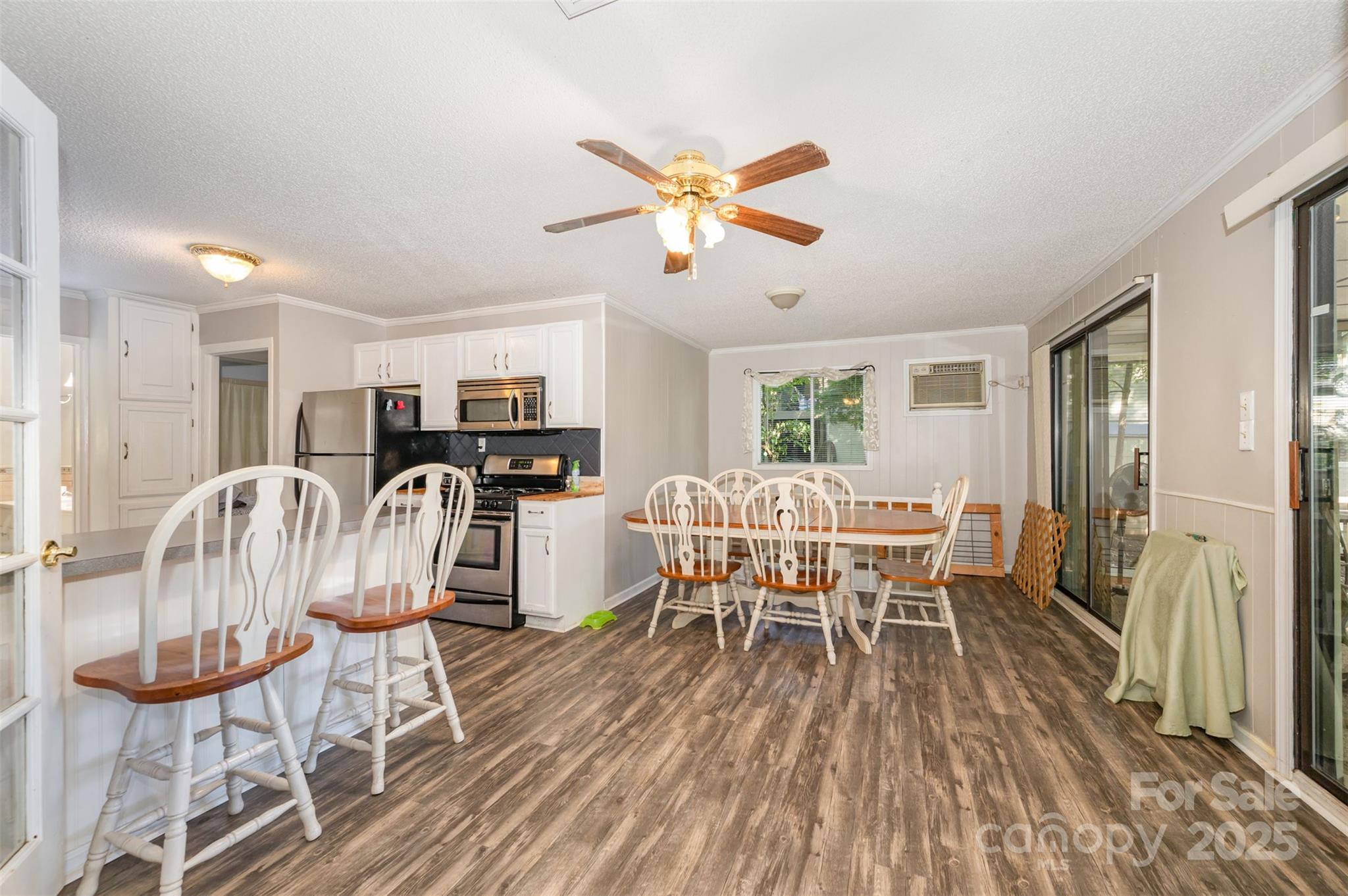494 Deerfield Road