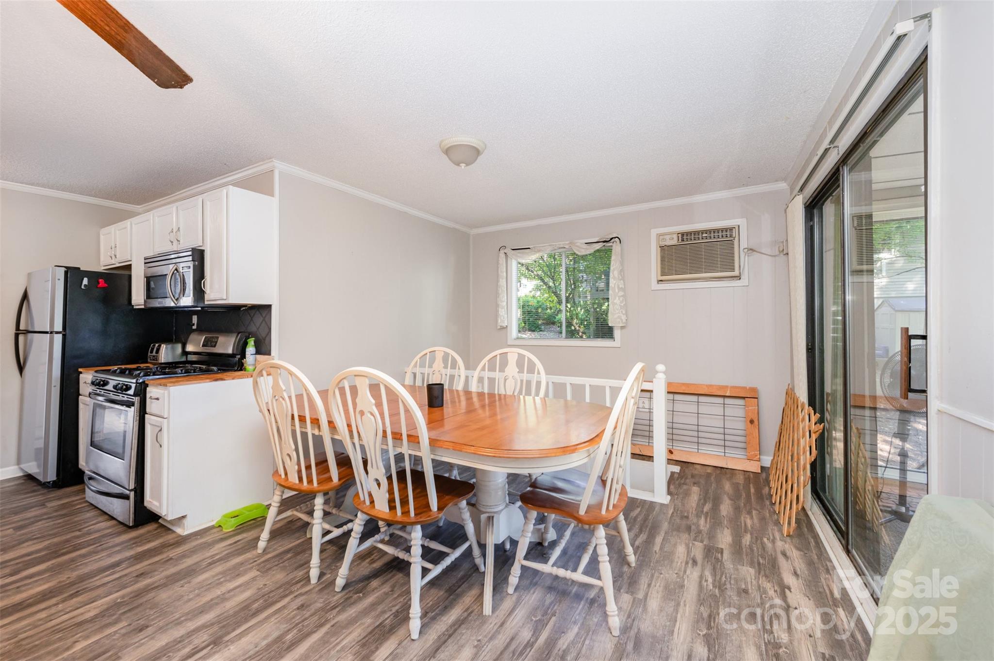 494 Deerfield Road