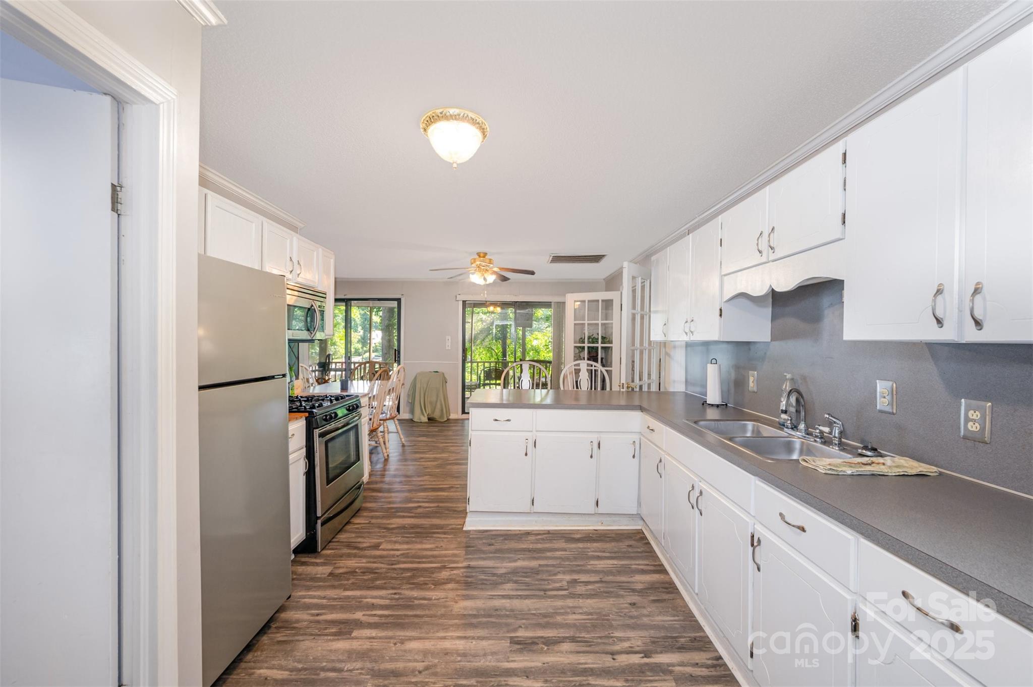 494 Deerfield Road