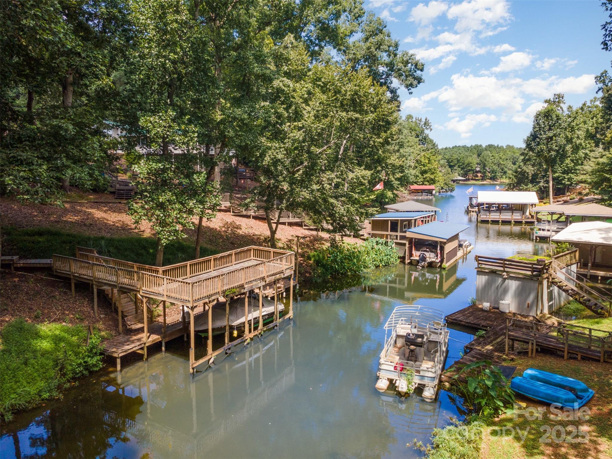 494 Deerfield Road